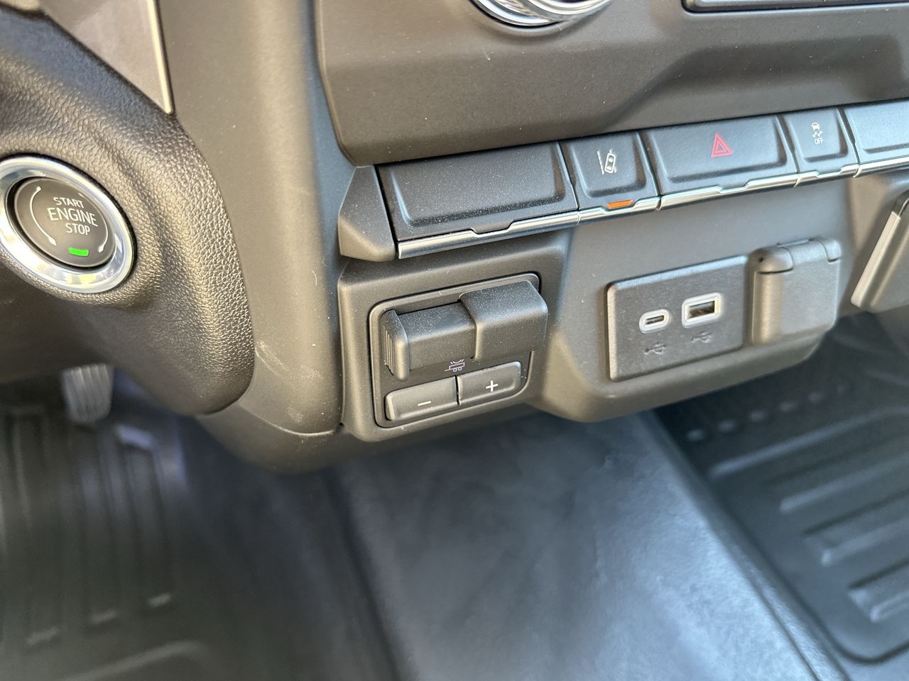 2025 GMC Sierra 2500 HD Pro