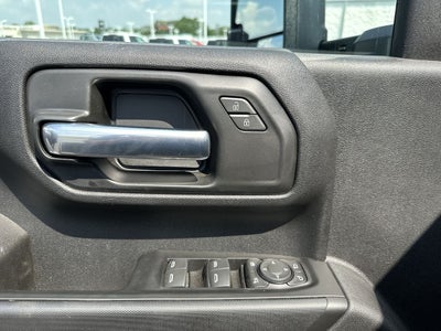 2025 GMC Sierra 3500 HD Chassis Cab Pro