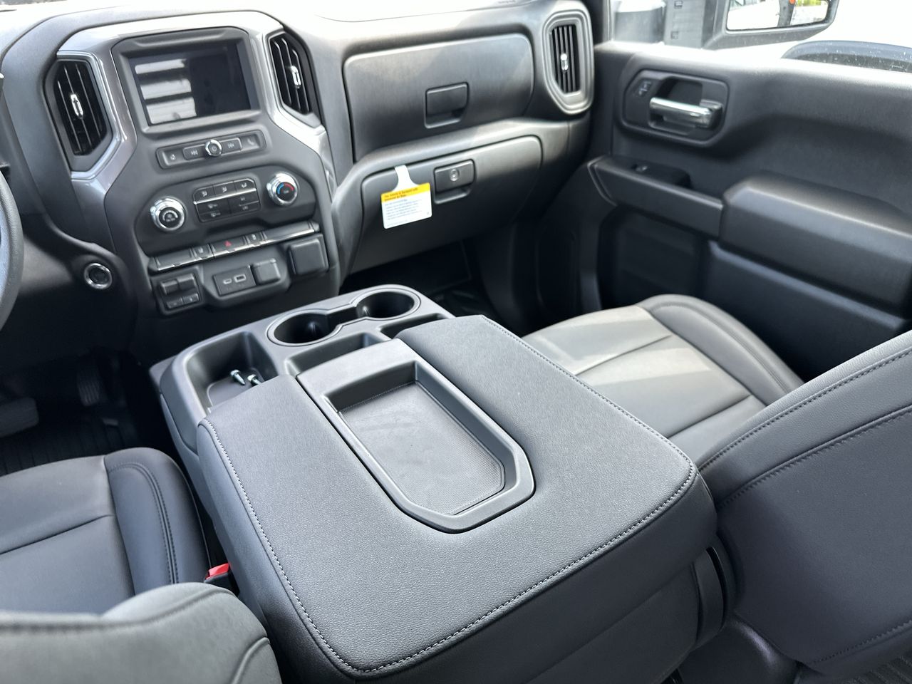 2025 GMC Sierra 3500 HD Chassis Cab Pro