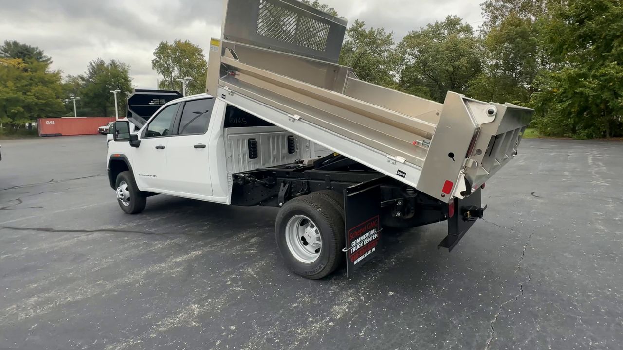 2025 GMC Sierra 3500 HD Chassis Cab Pro