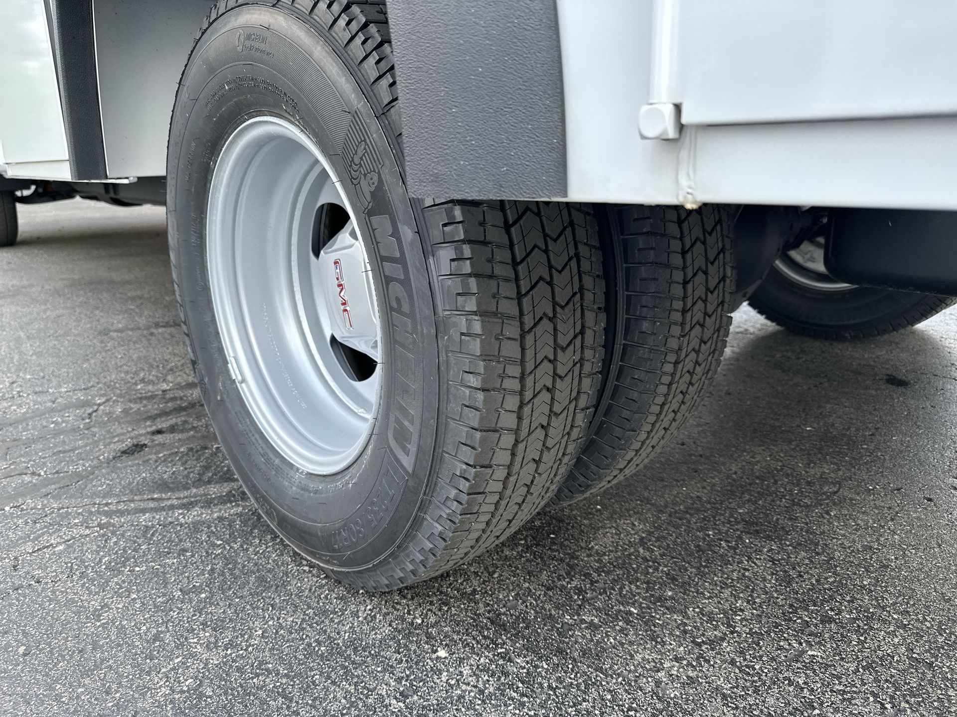 2026 GMC Sierra 3500 HD Chassis Cab Pro