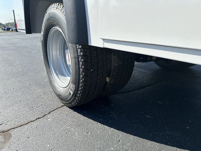 2025 GMC Sierra 3500 HD Chassis Cab Pro