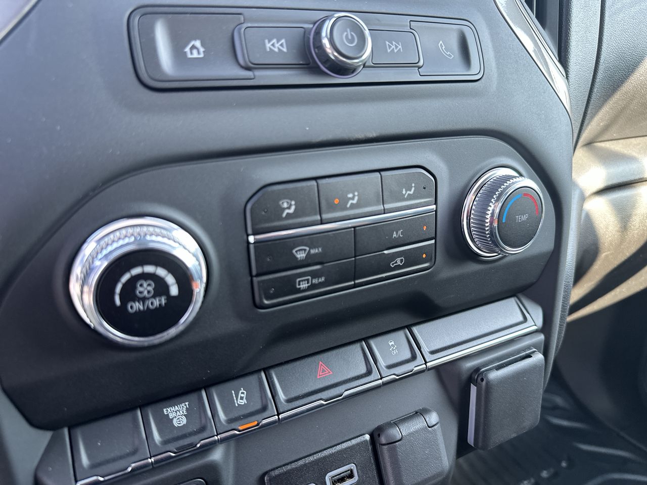 2025 GMC Sierra 3500 HD Chassis Cab Pro