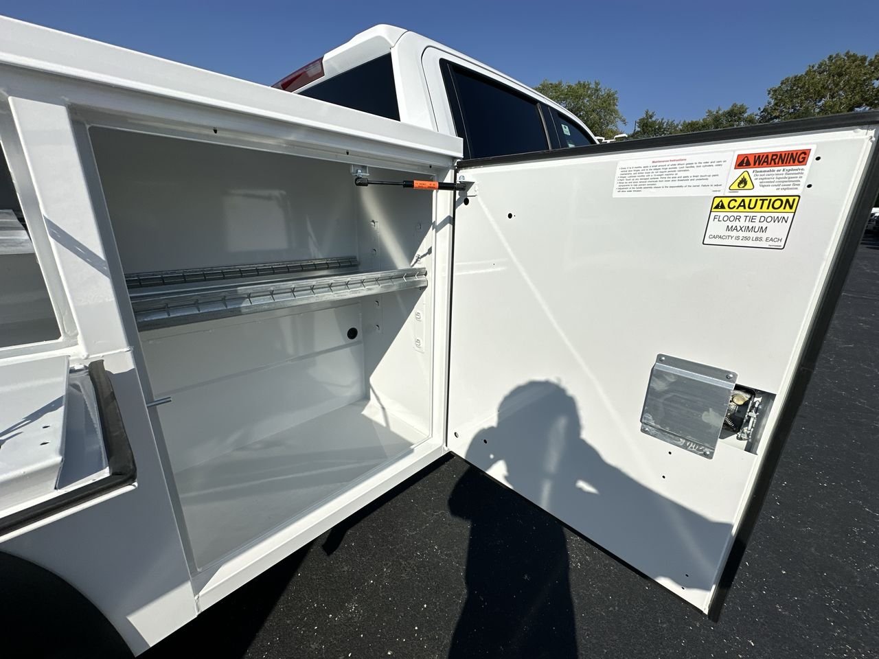 2025 GMC Sierra 3500 HD Chassis Cab Pro