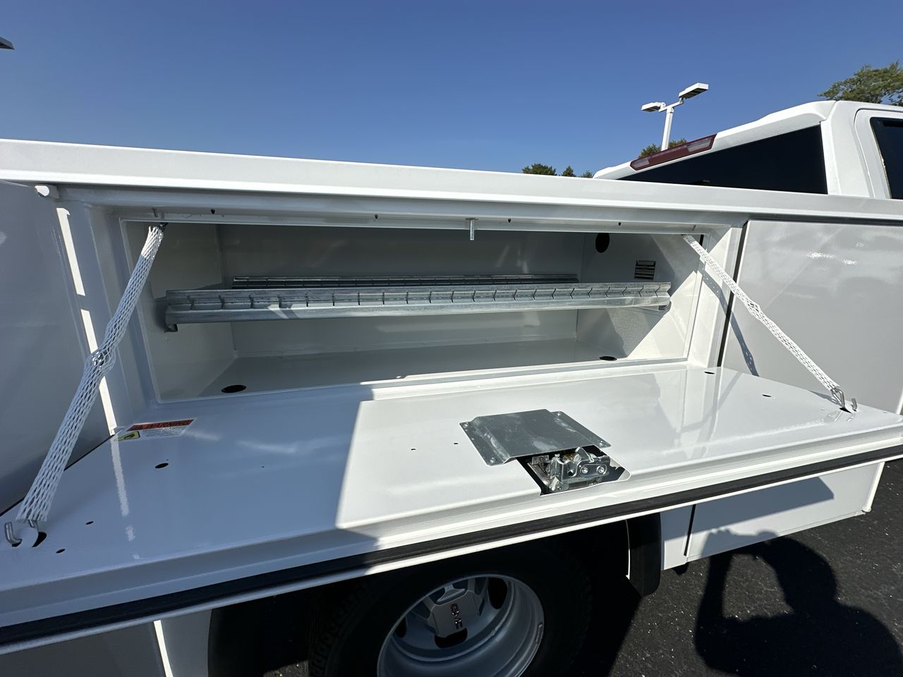 2025 GMC Sierra 3500 HD Chassis Cab Pro