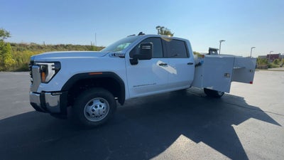 2025 GMC Sierra 3500 HD Chassis Cab Pro