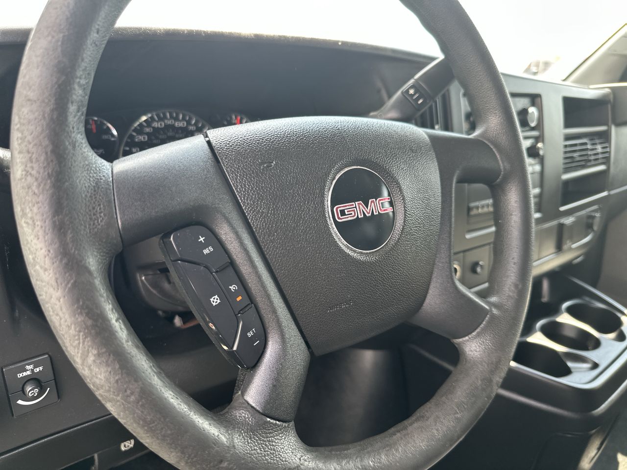 2017 GMC Savana Passenger 2500 LT