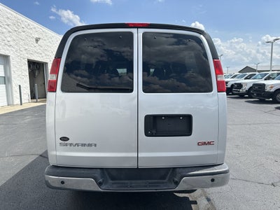 2017 GMC Savana Passenger 2500 LT