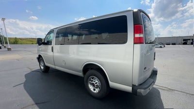 2017 GMC Savana Passenger 2500 LT