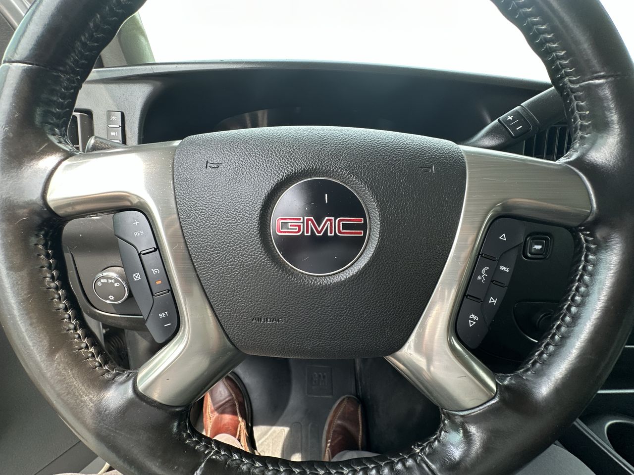 2017 GMC Savana Passenger 2500 LT