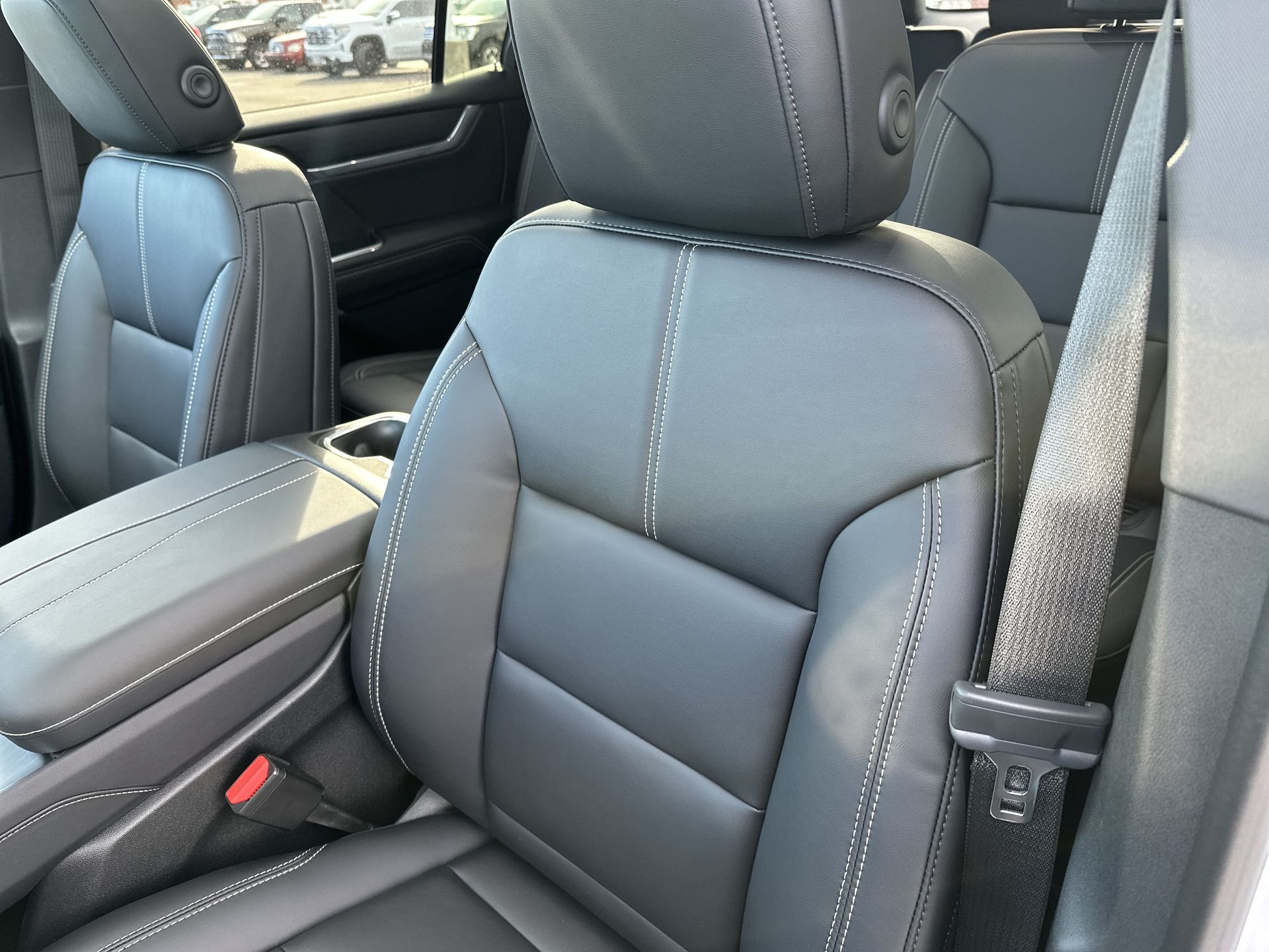 2027 GMC Acadia Elevation