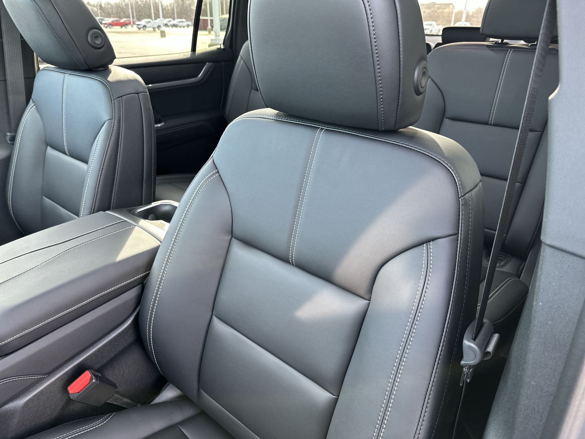 2027 GMC Acadia Elevation