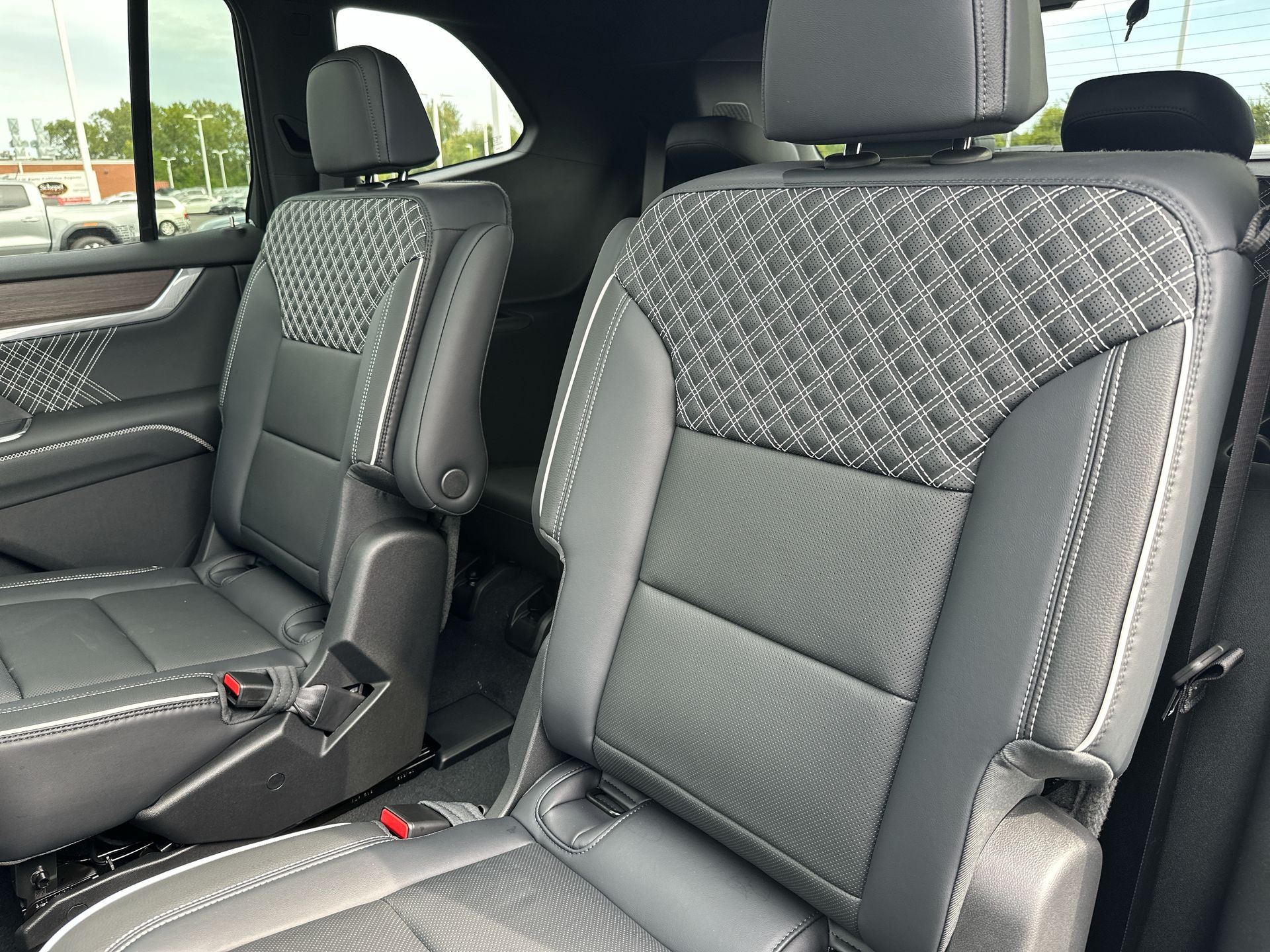 2027 GMC Acadia Denali