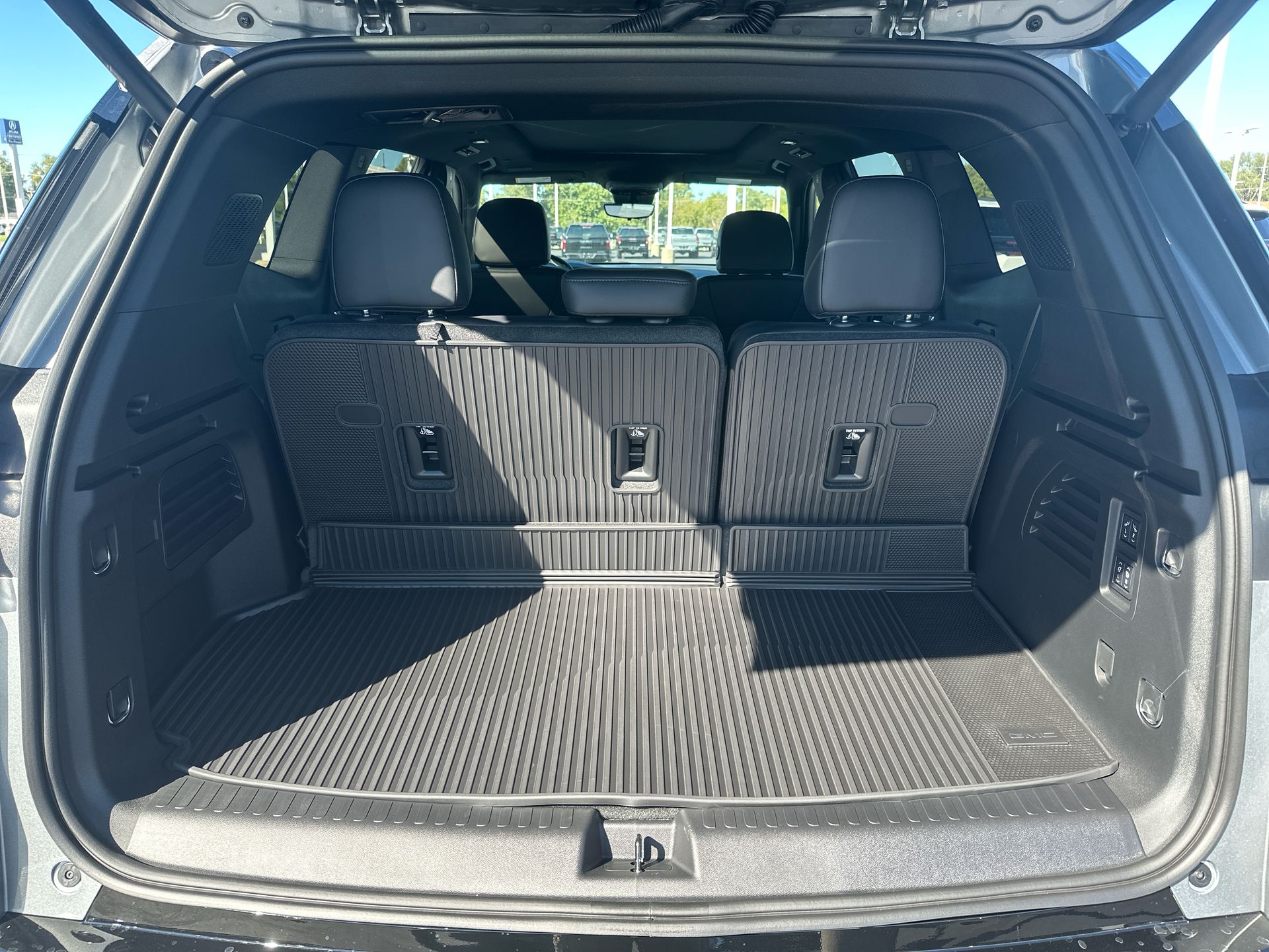 2027 GMC Acadia Denali
