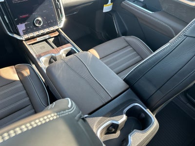 2027 GMC Acadia Denali Ultimate