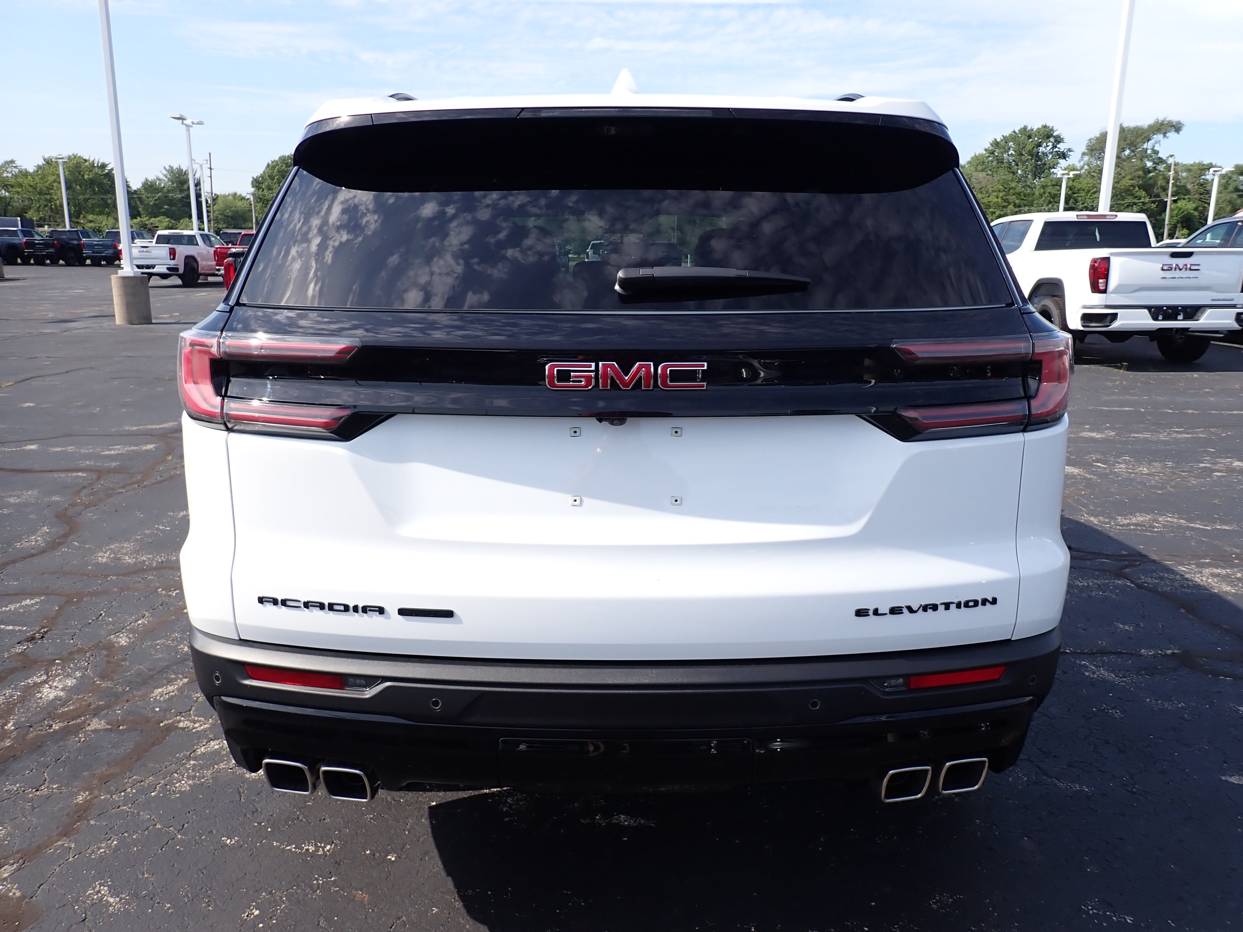 2026 GMC Acadia Elevation