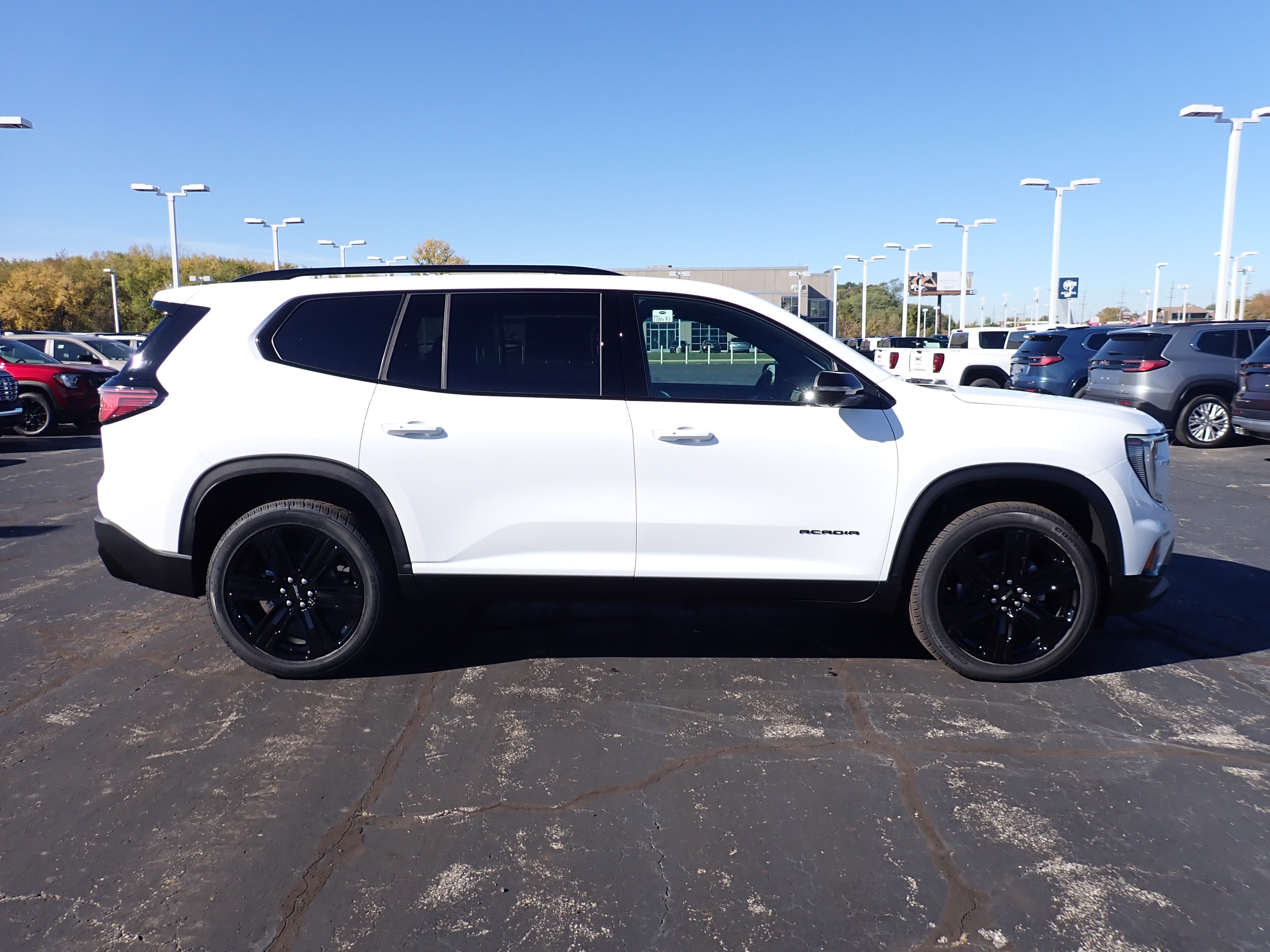 2026 GMC Acadia Elevation