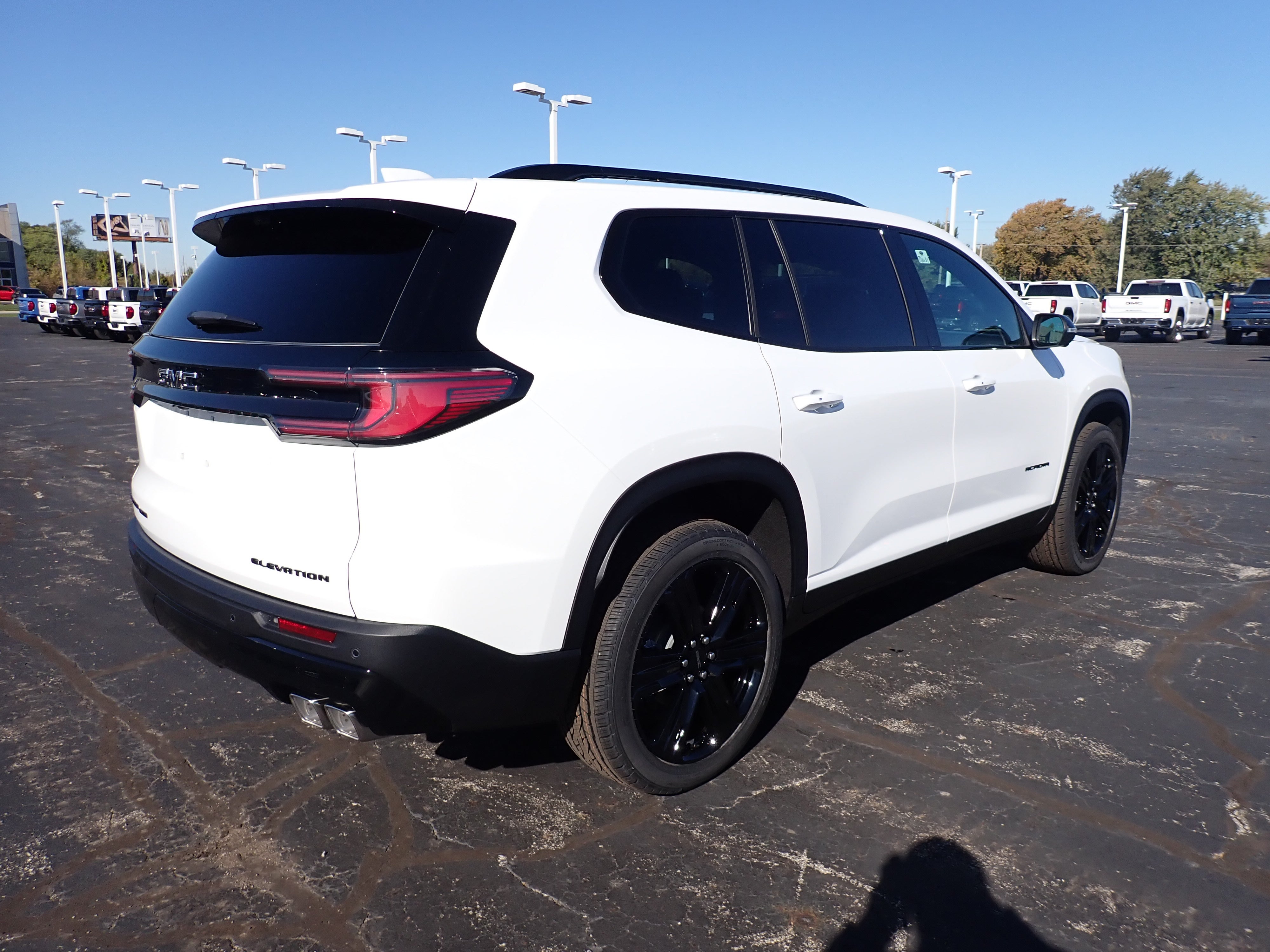 2026 GMC Acadia Elevation