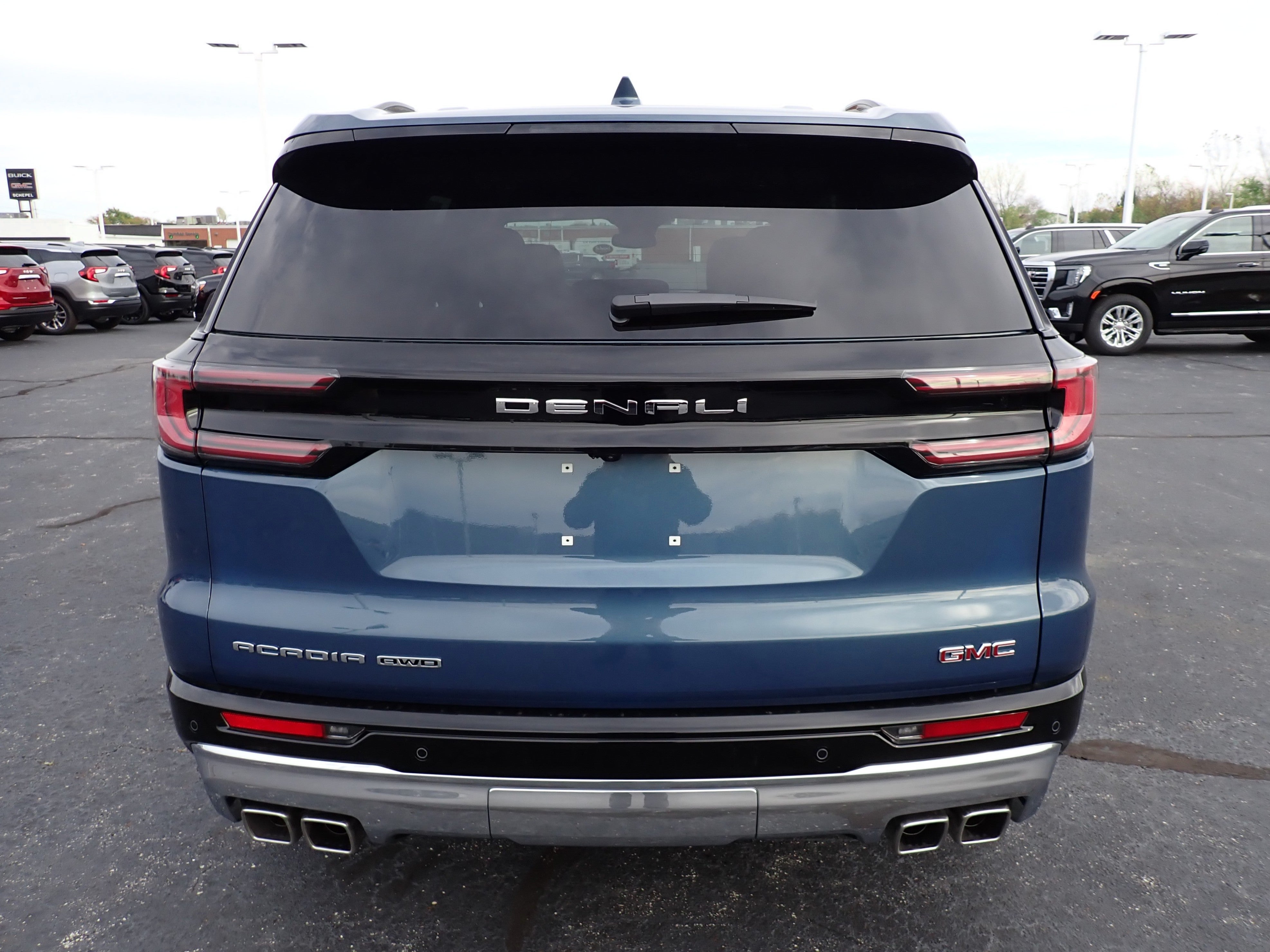 2026 GMC Acadia Denali