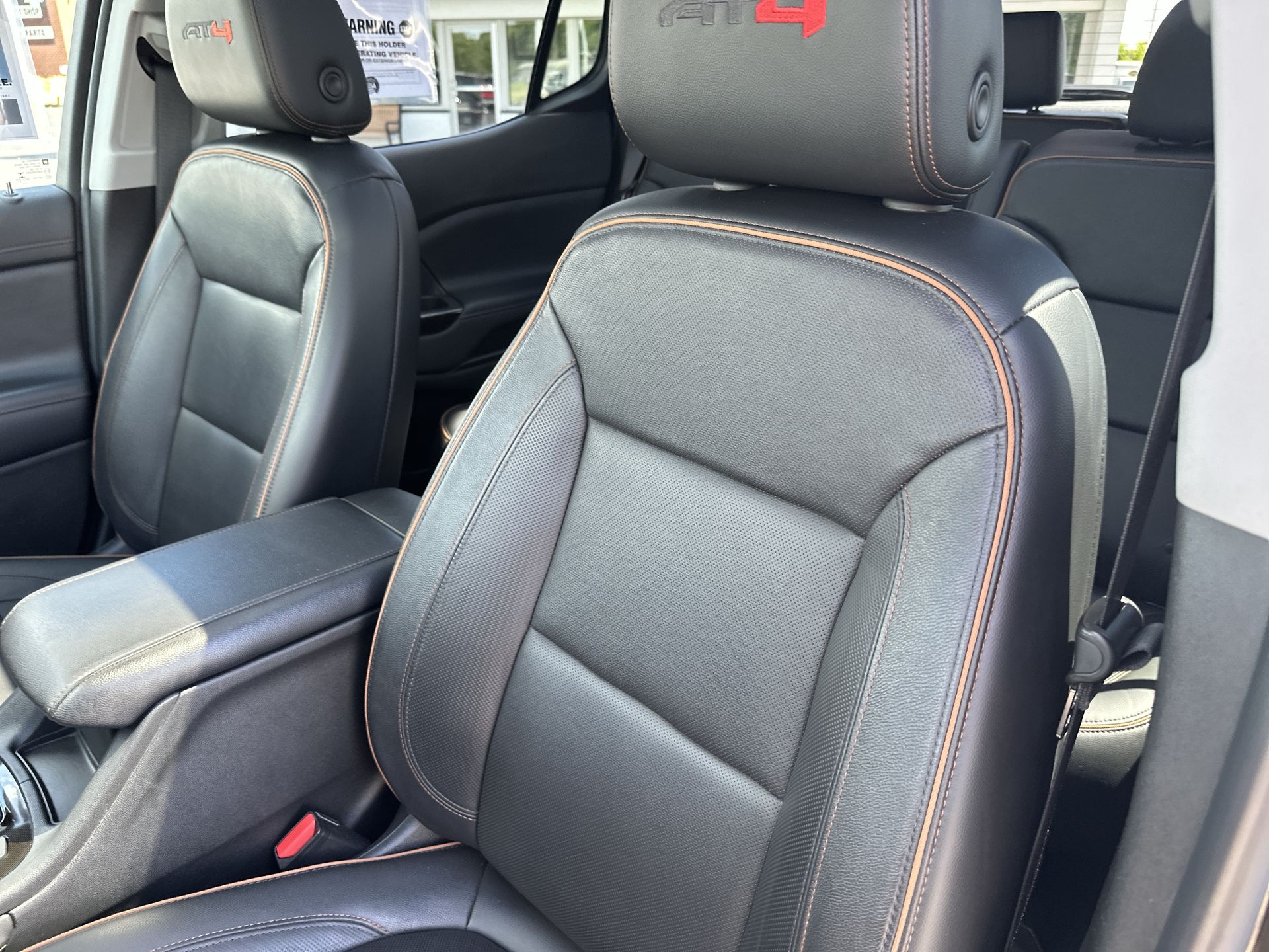 2020 GMC Acadia AT4