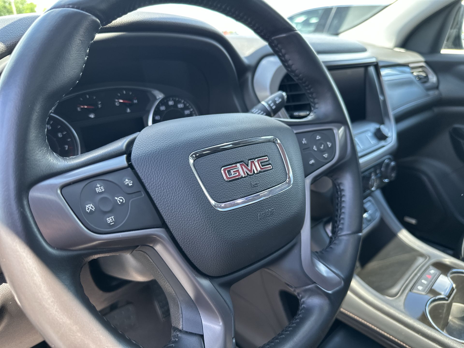 2020 GMC Acadia AT4
