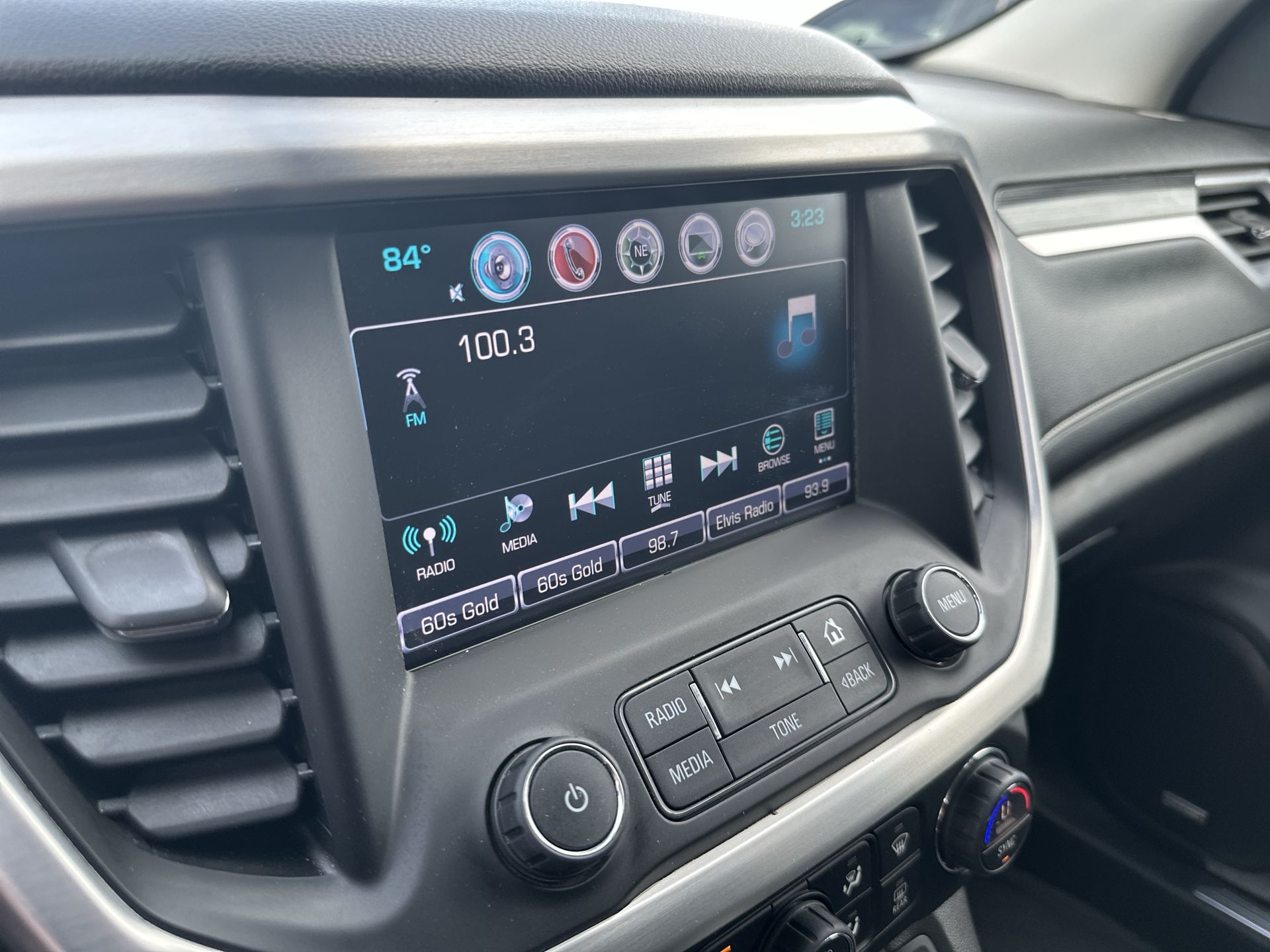 2017 GMC Acadia SLT