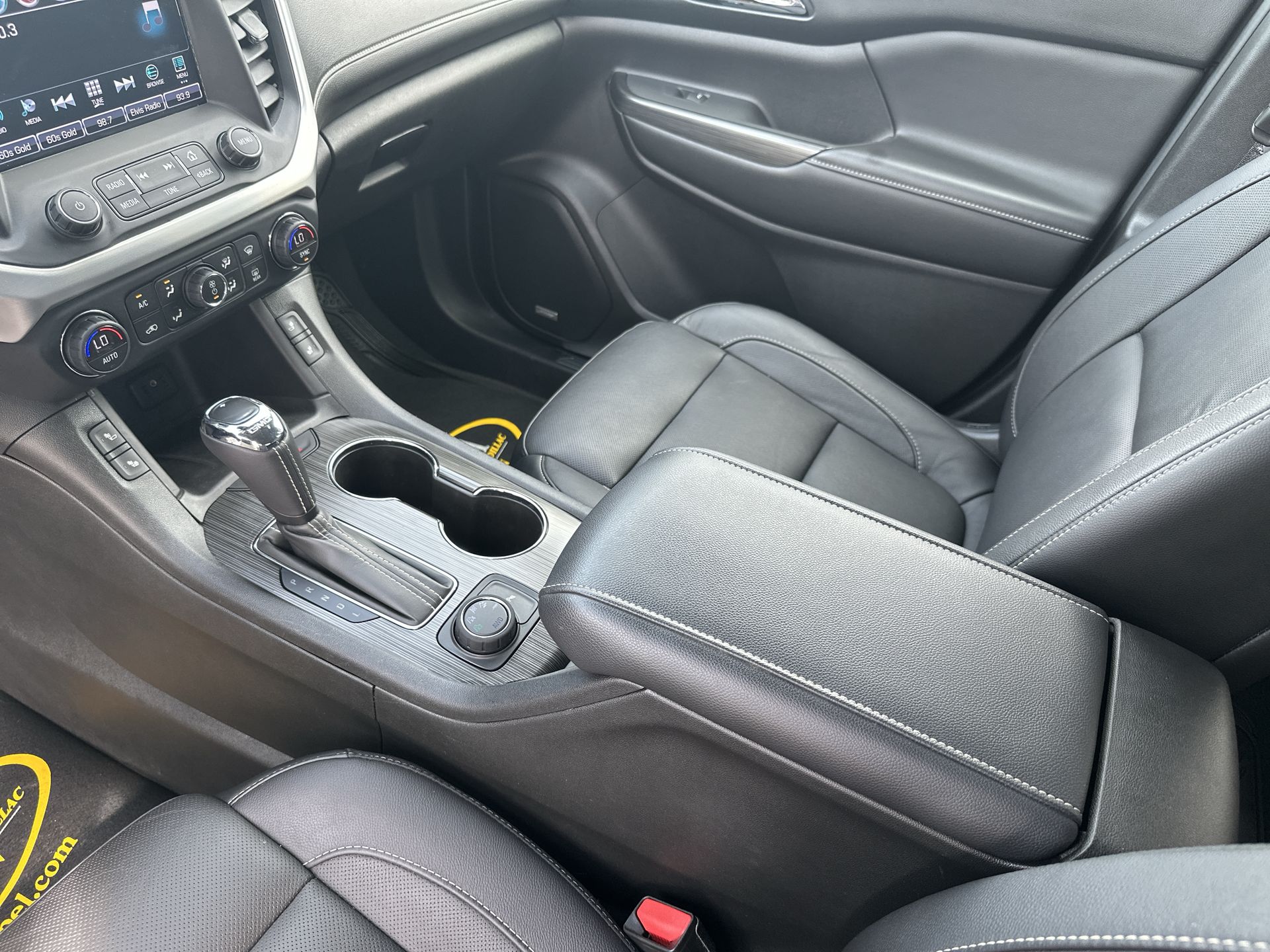 2017 GMC Acadia SLT