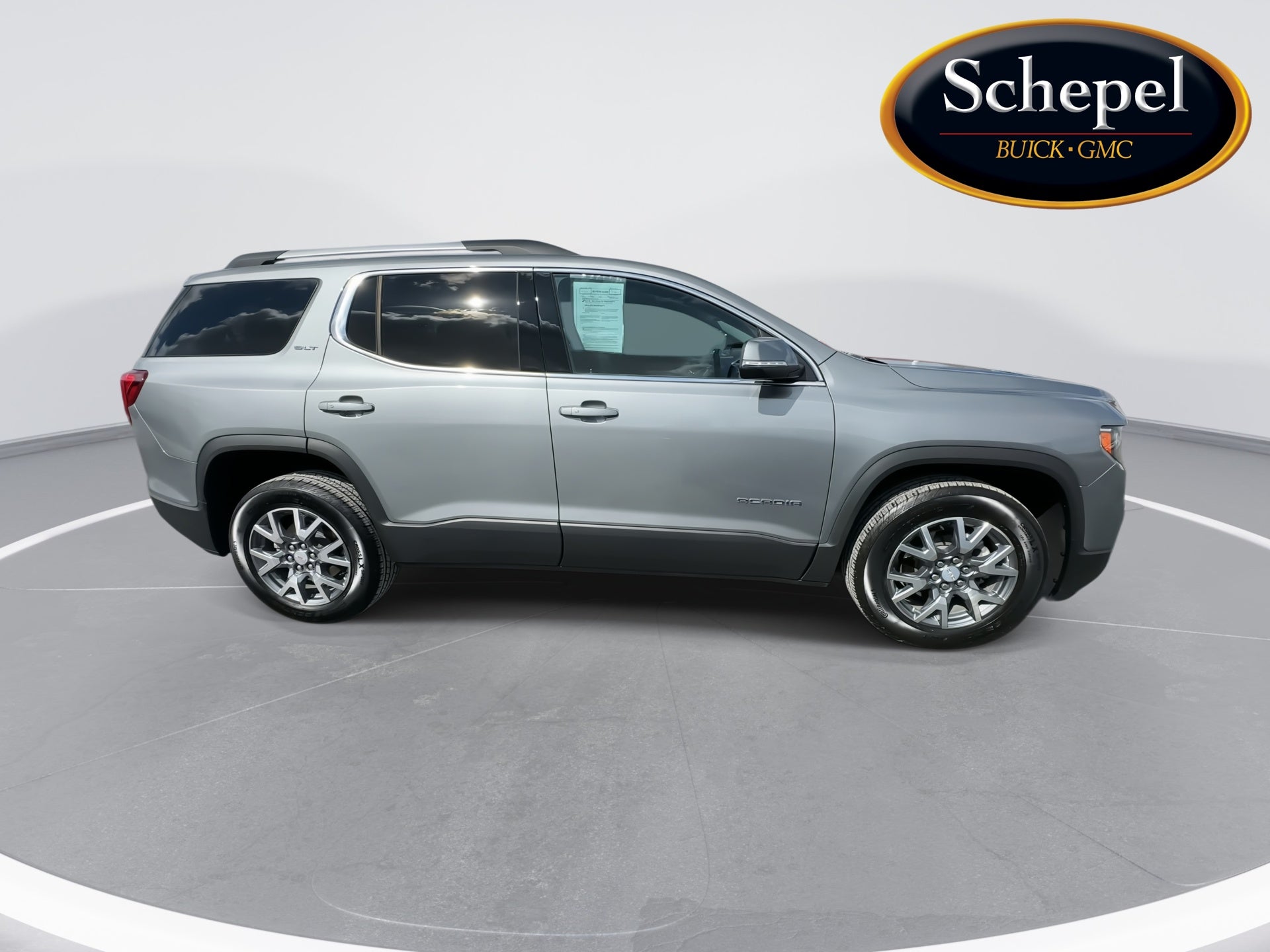 2023 GMC Acadia SLT