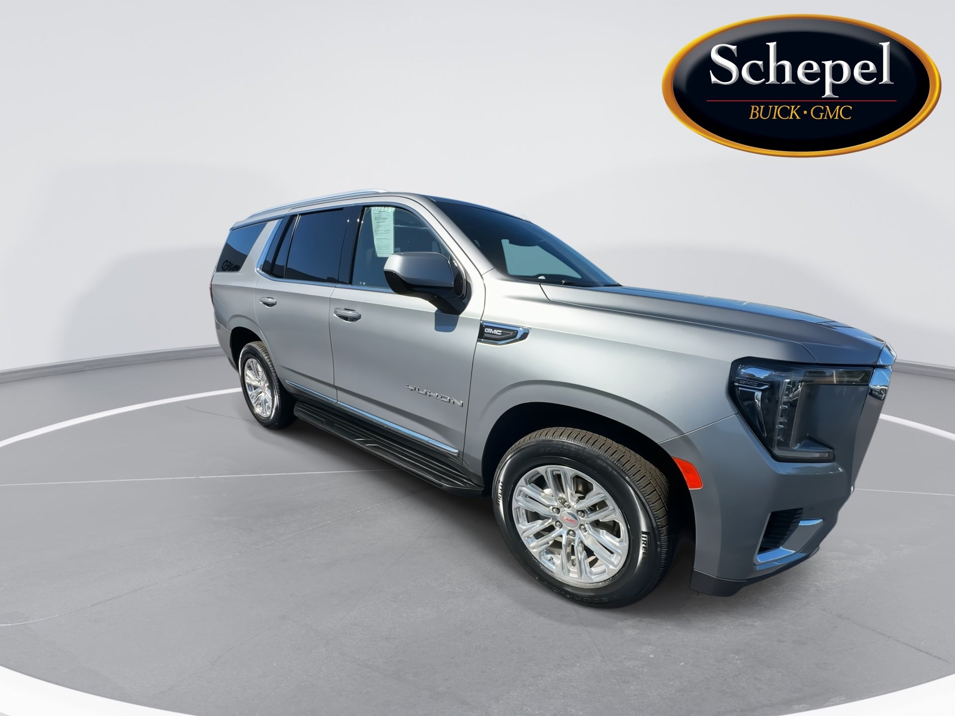 2023 GMC Yukon SLT