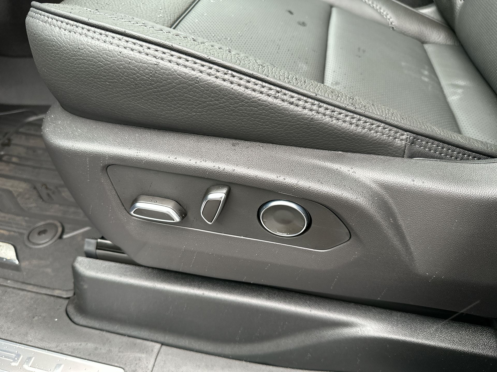 2027 GMC Yukon Denali