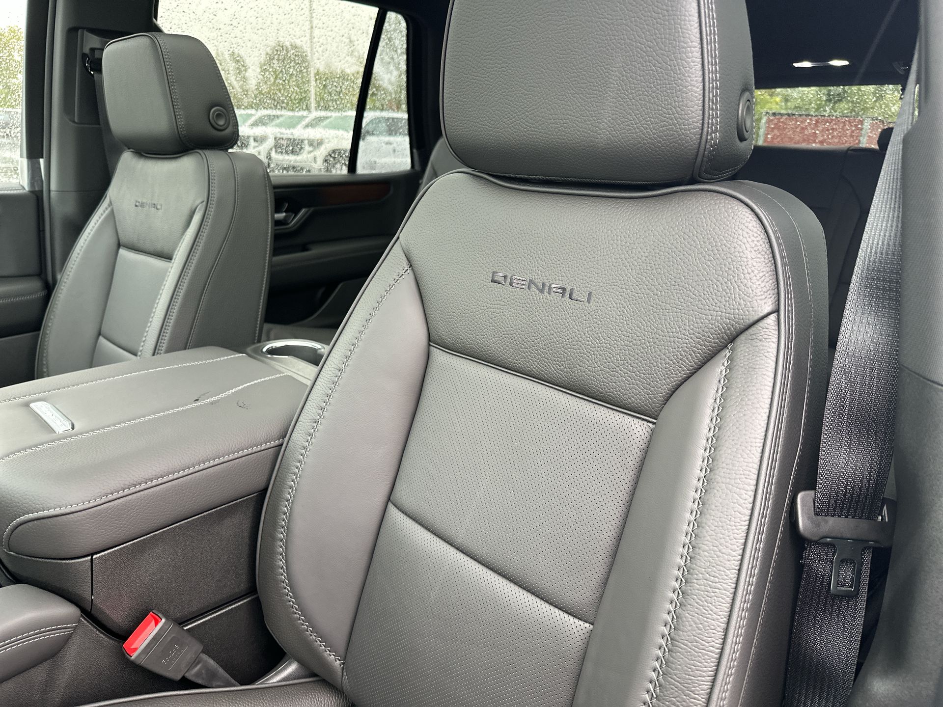 2027 GMC Yukon Denali