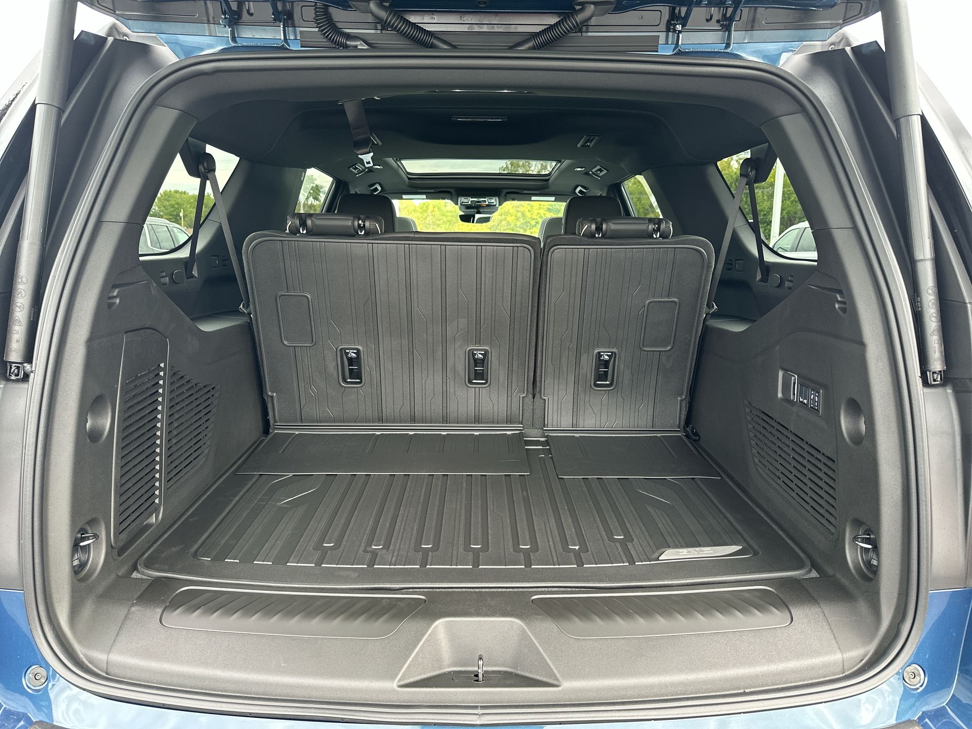 2027 GMC Yukon XL Elevation