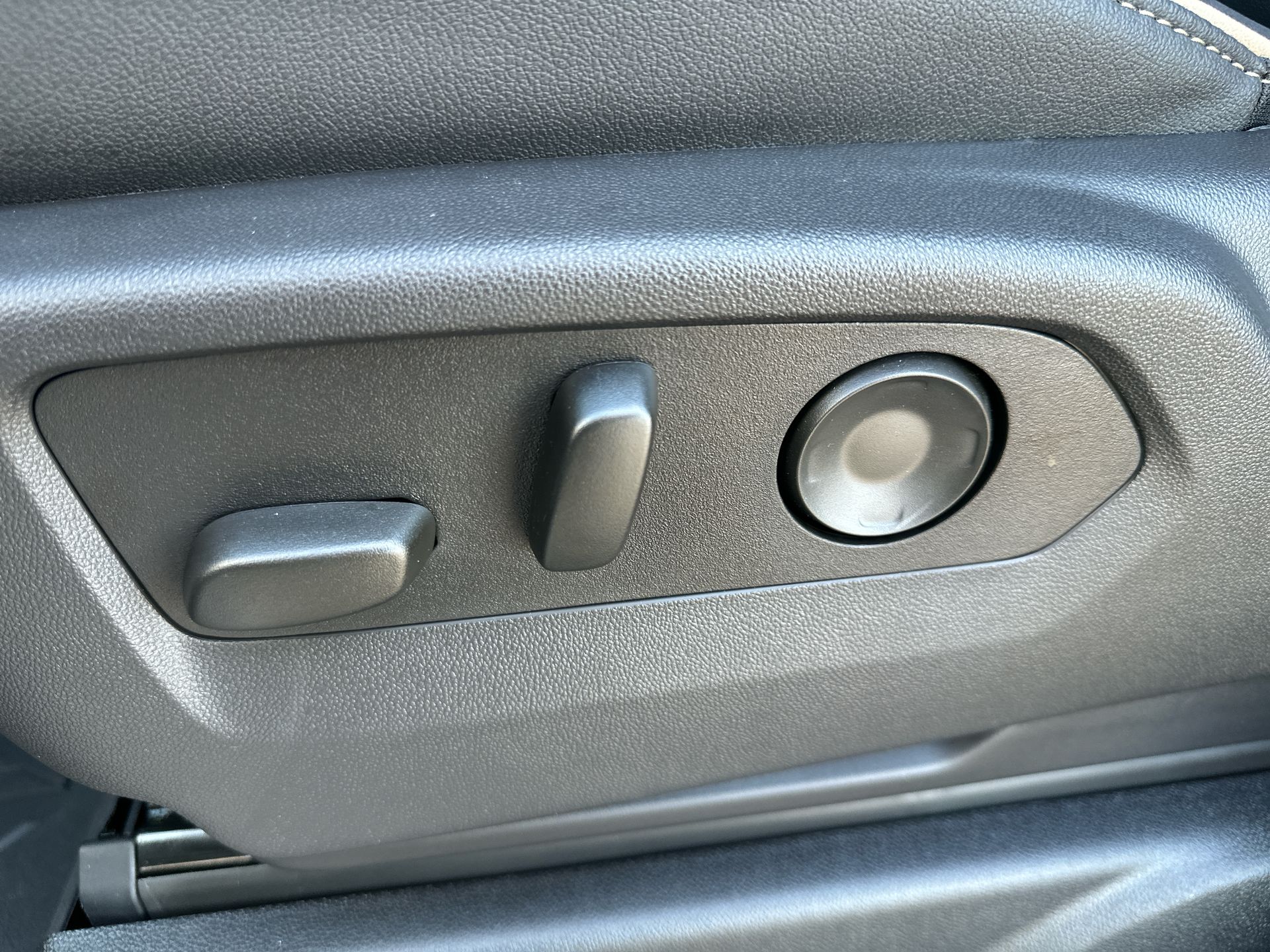 2027 GMC Yukon XL Elevation