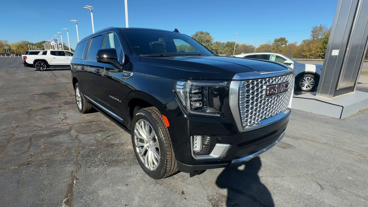 2022 GMC Yukon XL Denali