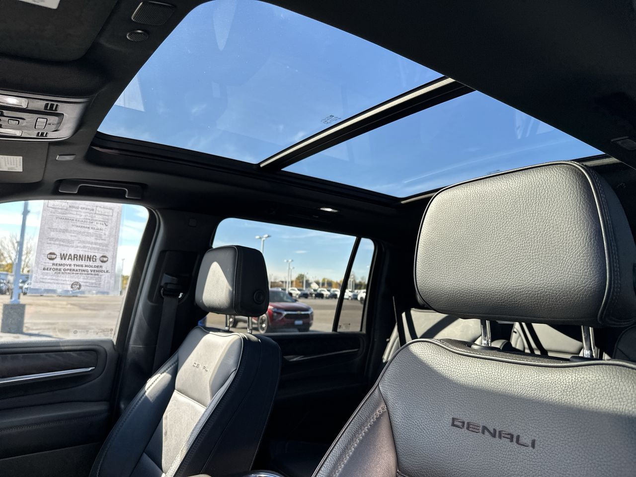 2022 GMC Yukon XL Denali