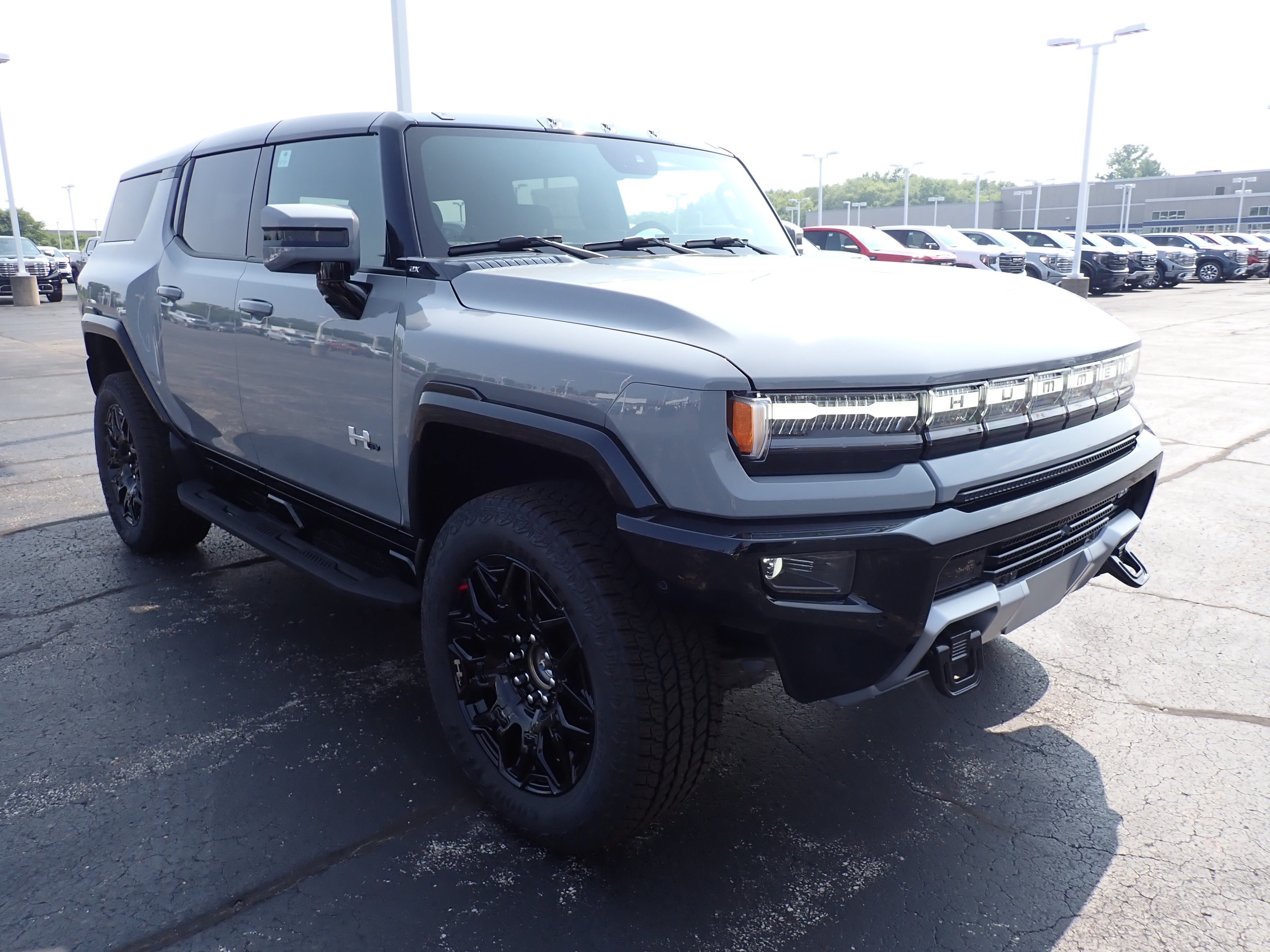 2025 GMC HUMMER EV SUV 2X