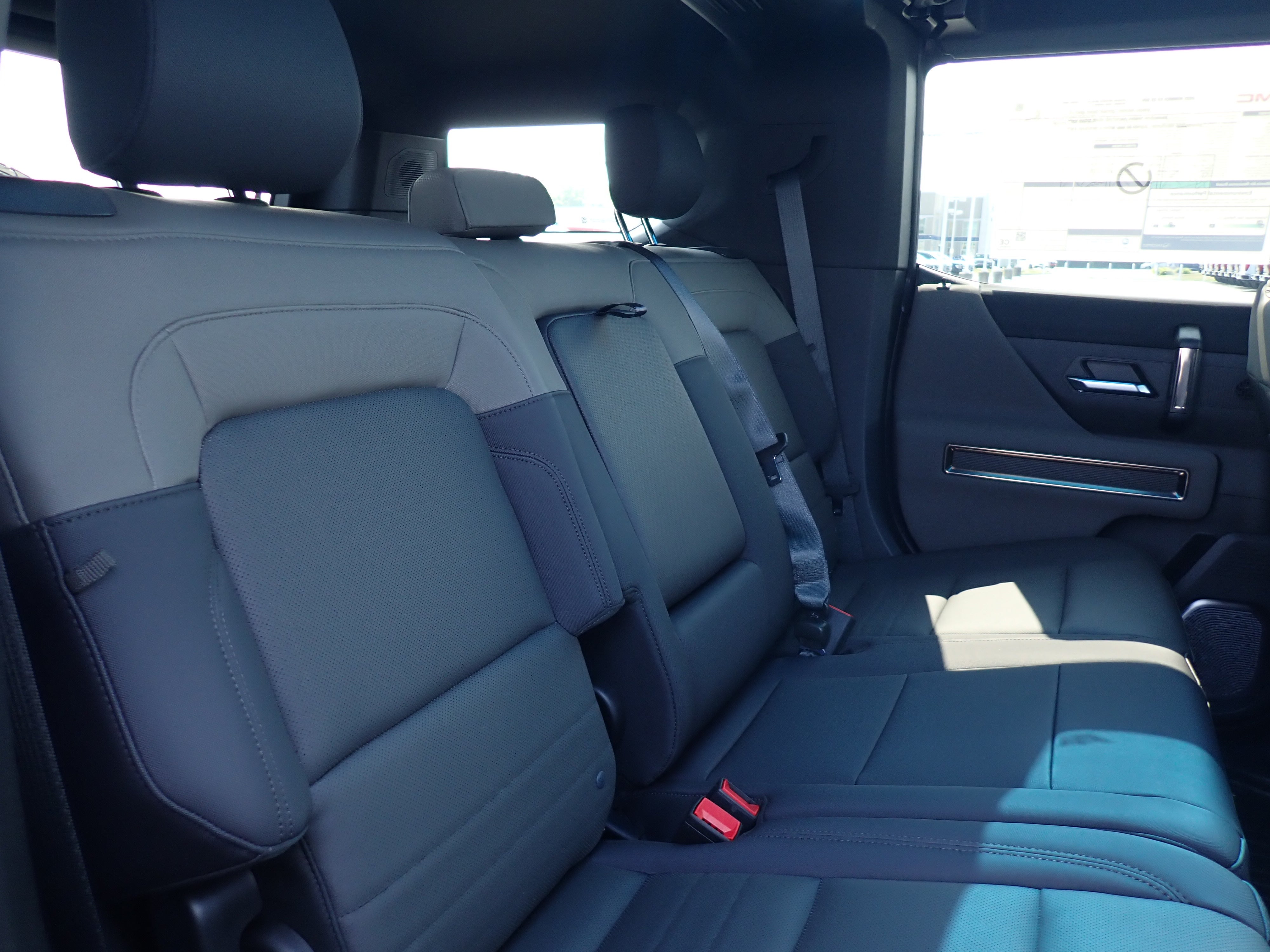 2025 GMC HUMMER EV SUV 2X