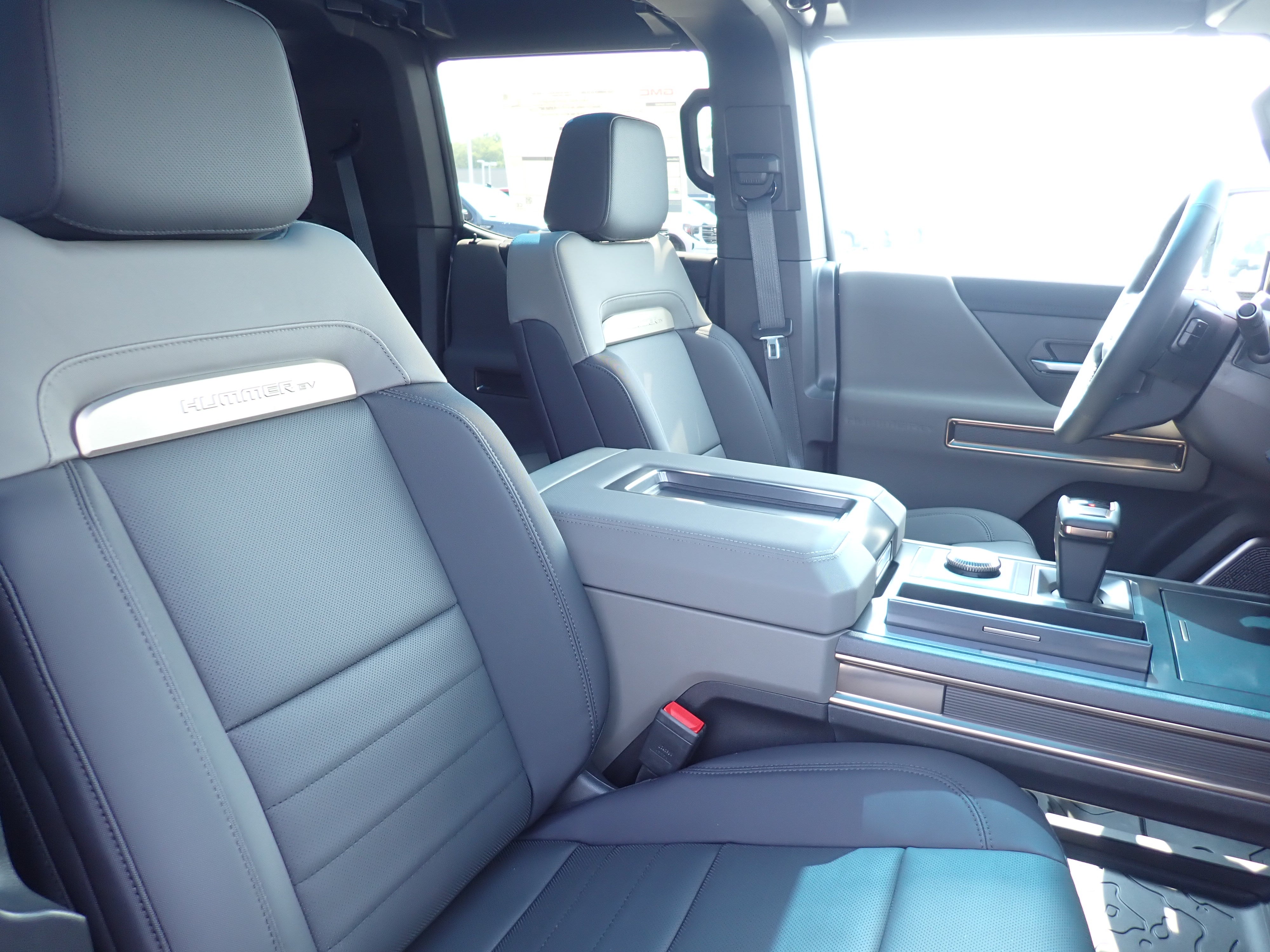 2025 GMC HUMMER EV SUV 2X