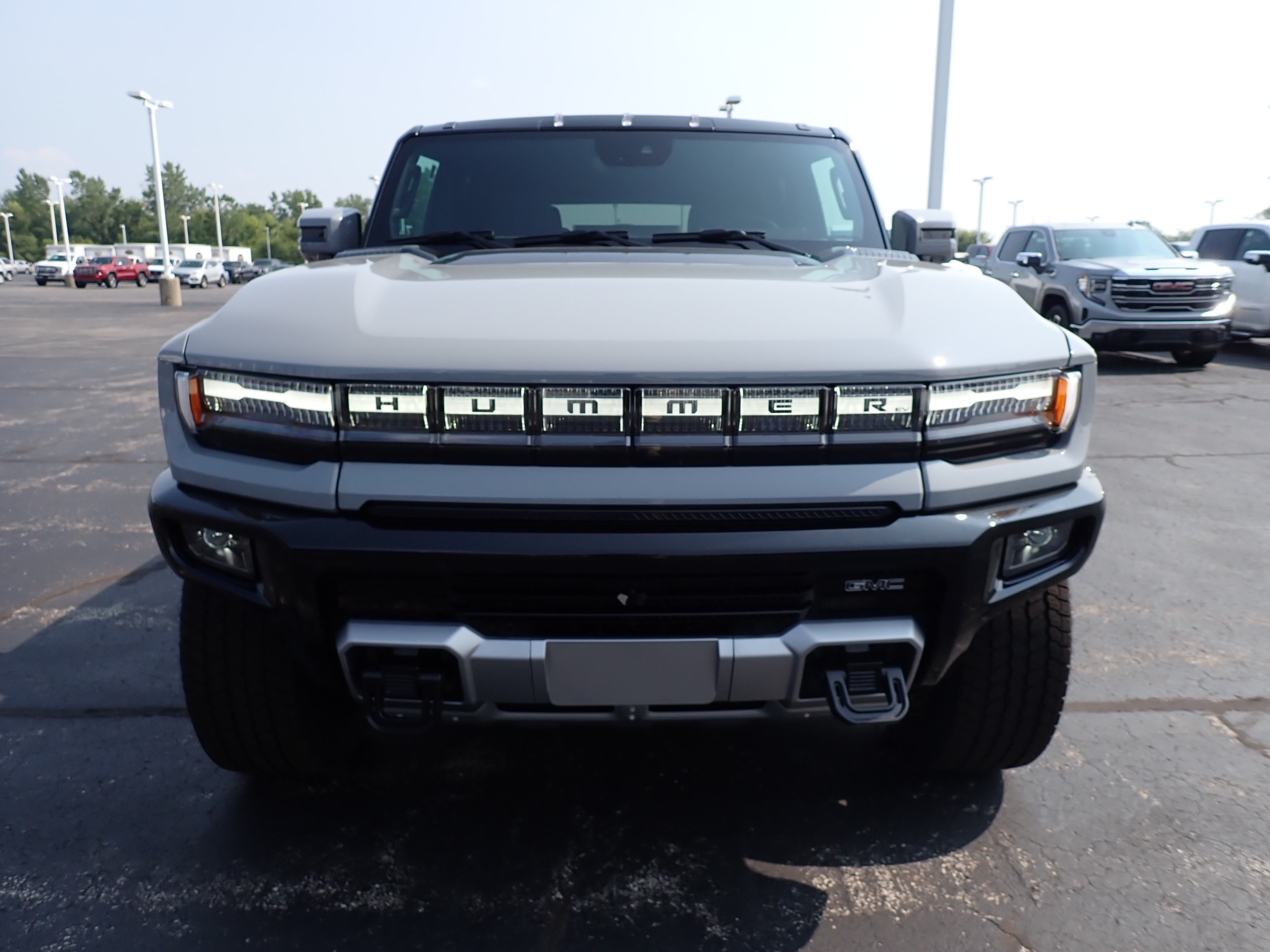 2025 GMC HUMMER EV SUV 2X