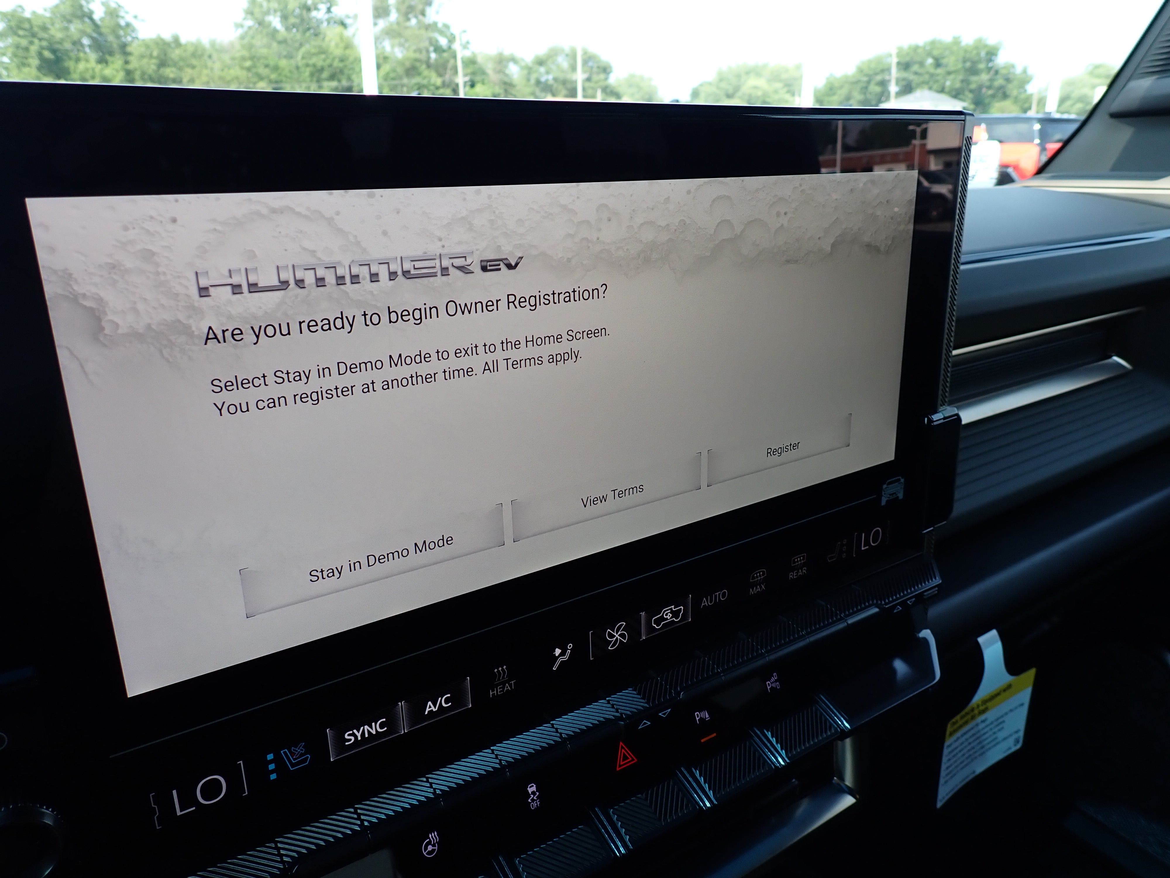 2025 GMC HUMMER EV SUV 2X