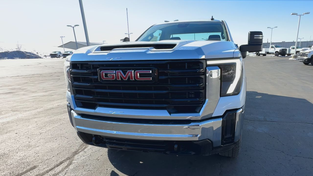 2025 GMC Sierra 2500 HD Pro