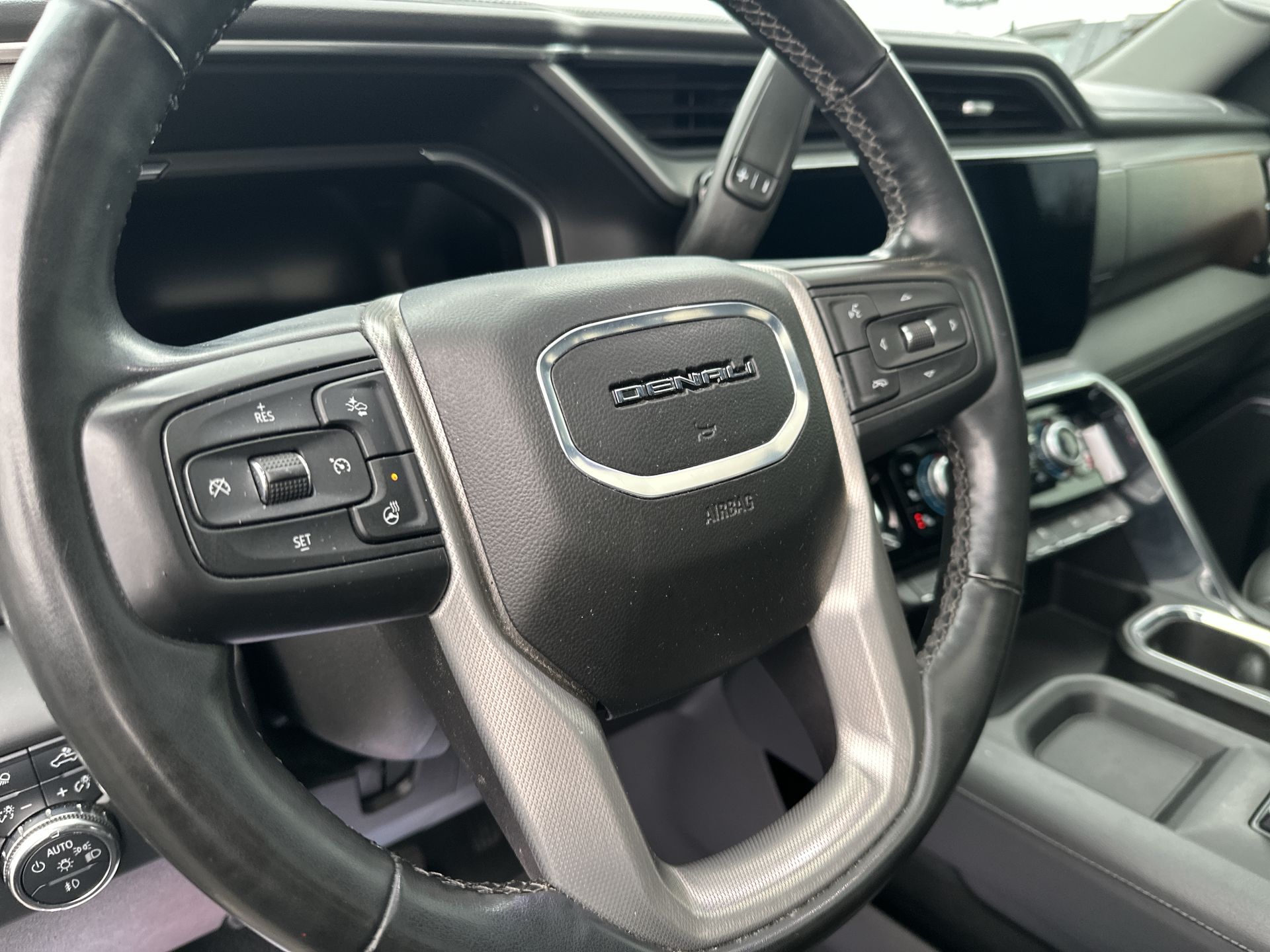 2024 GMC Sierra 2500 HD Denali