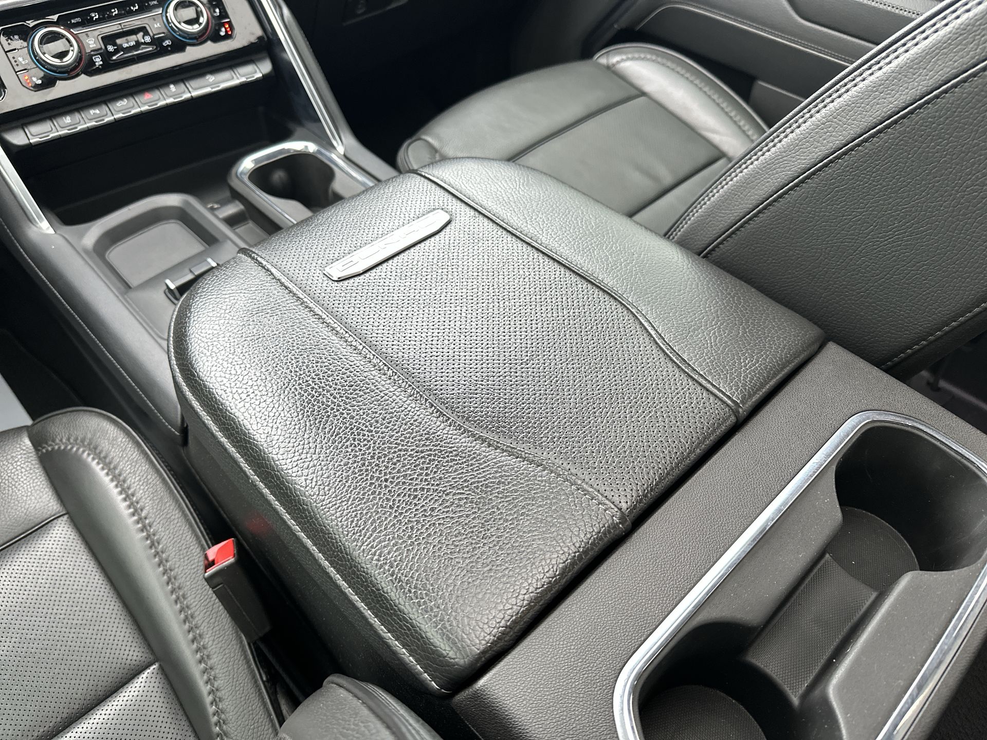 2024 GMC Sierra 2500 HD Denali