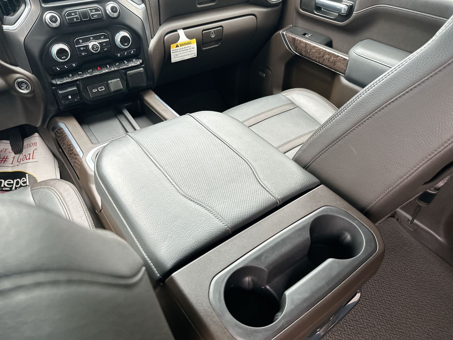2023 GMC Sierra 2500 HD Denali
