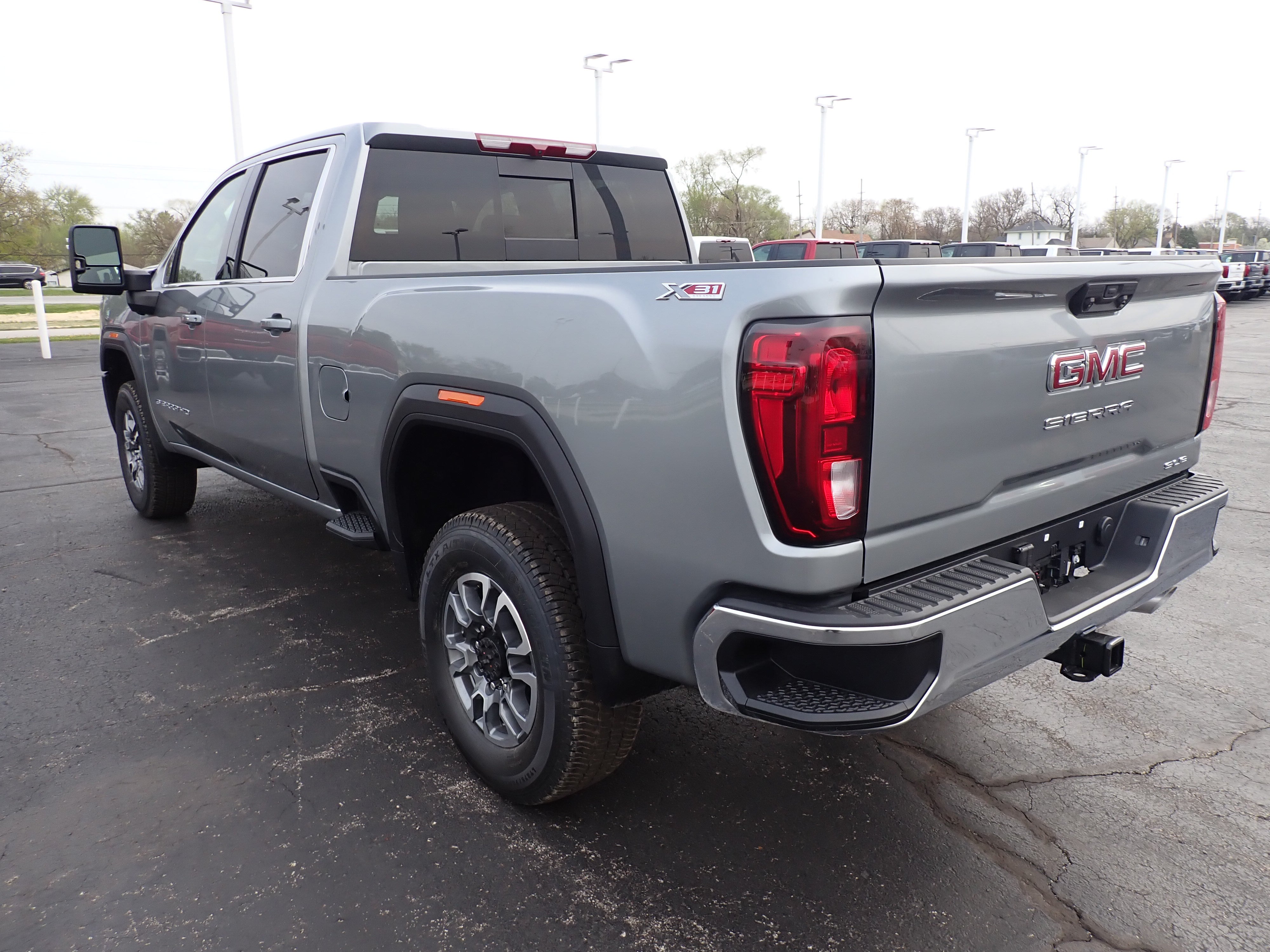 2026 GMC Sierra 2500 HD SLE