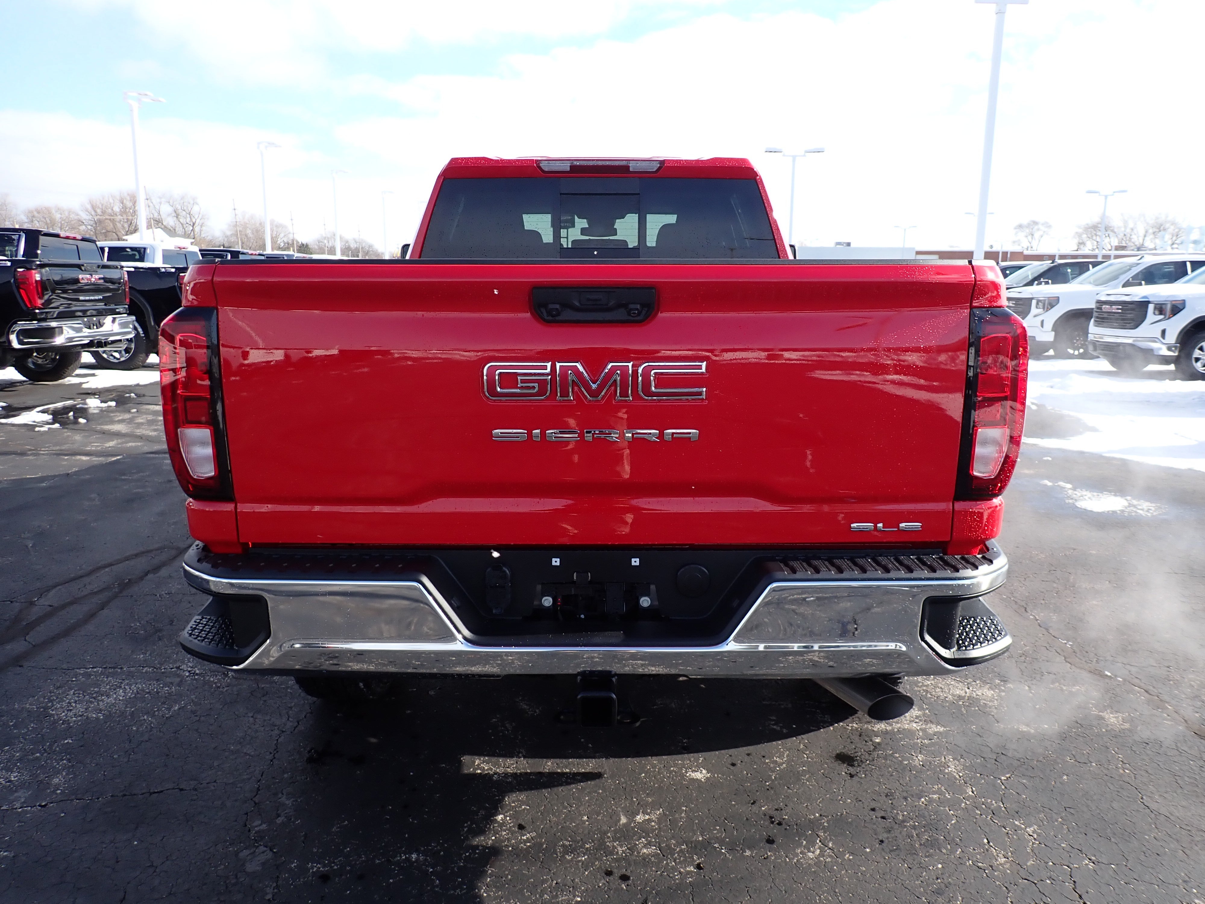 2026 GMC Sierra 2500 HD SLE