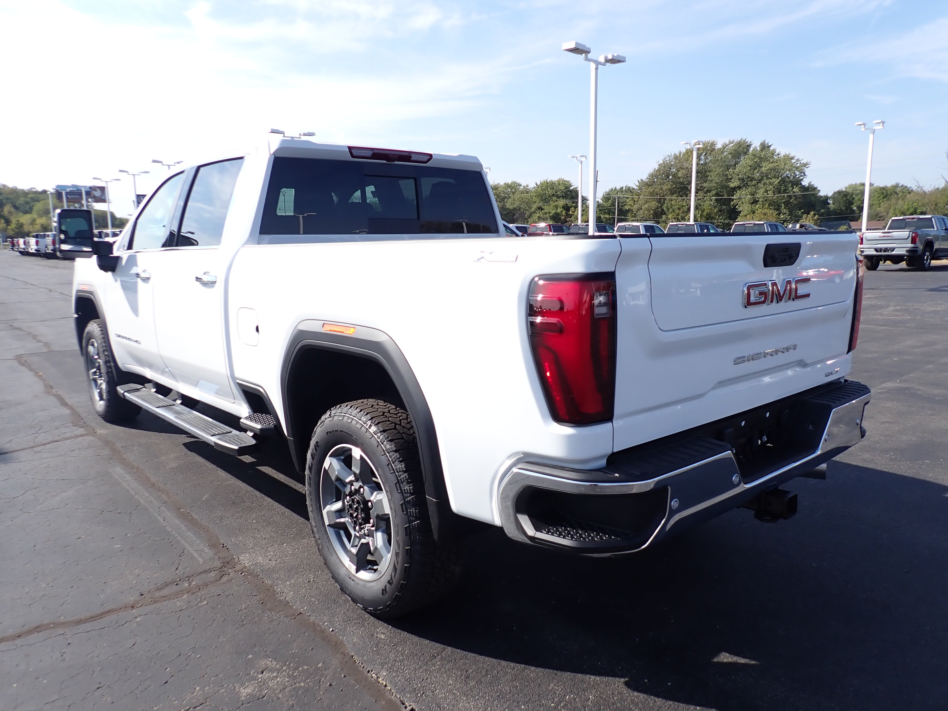 2026 GMC Sierra 2500 HD SLT