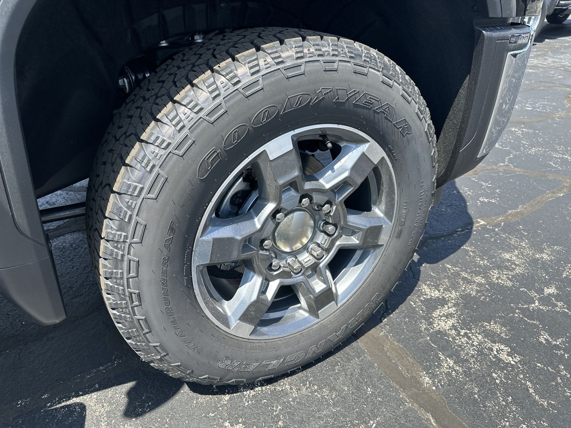 2026 GMC Sierra 2500 HD SLT