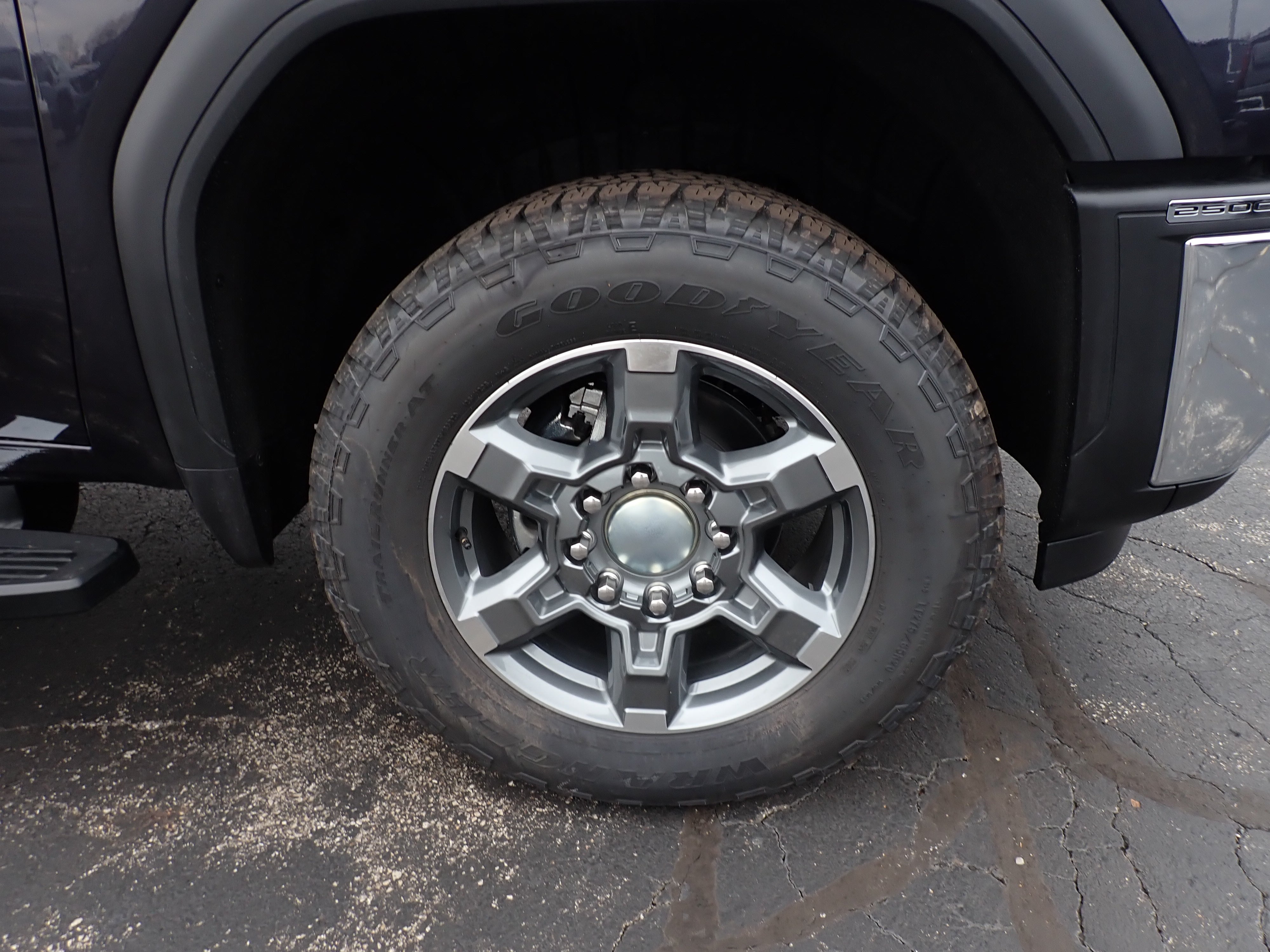 2026 GMC Sierra 2500 HD SLT