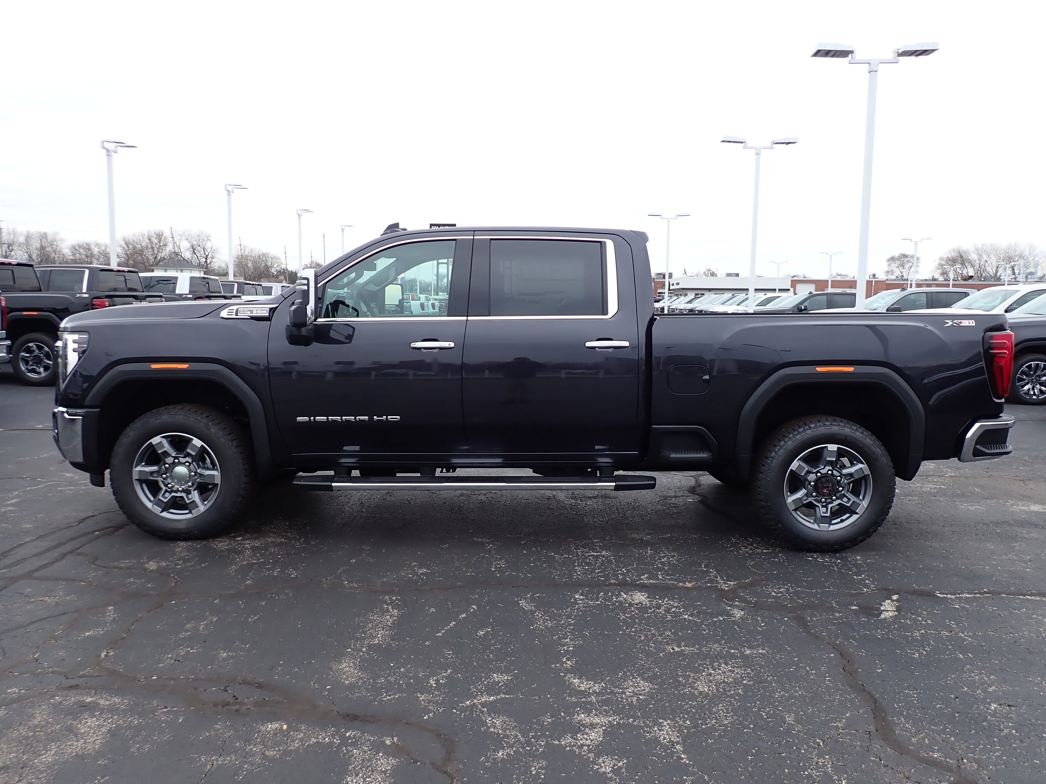 2026 GMC Sierra 2500 HD SLT